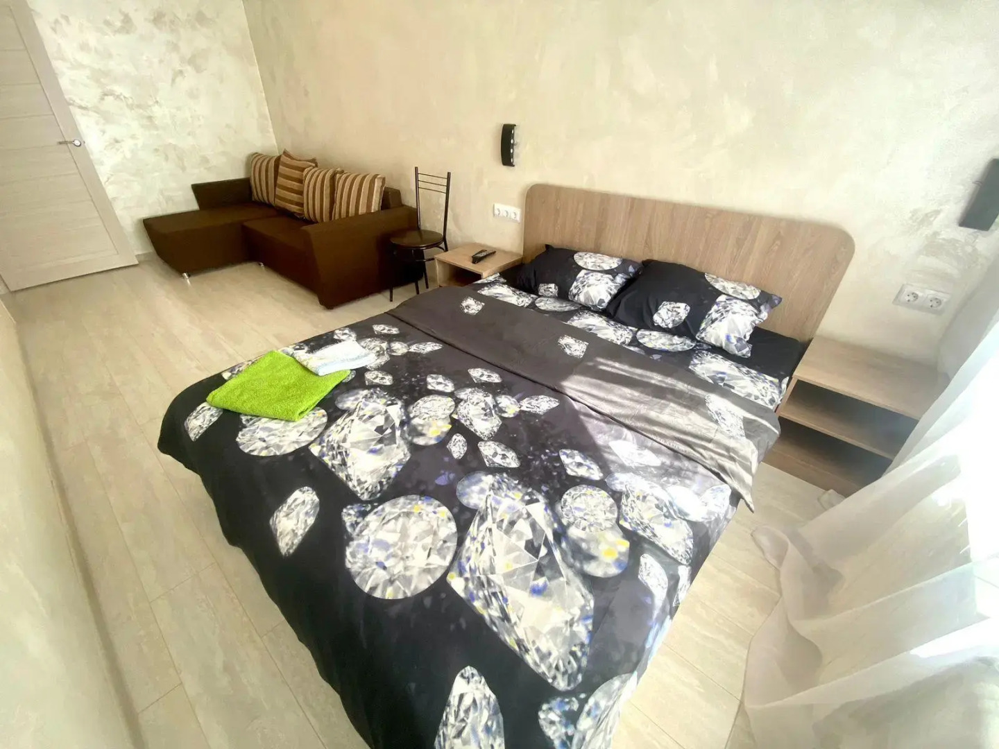 Апартаменты на улице Российская 14