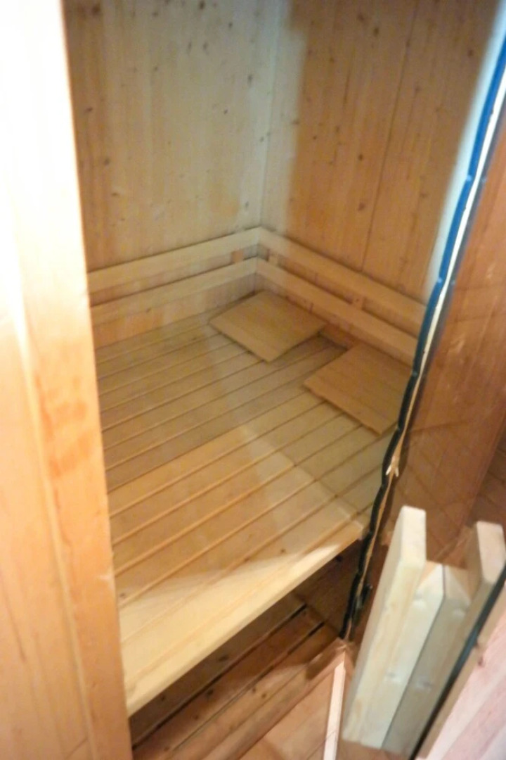 8 Pers Large Seaside Home in Front of the Lauwersmeer