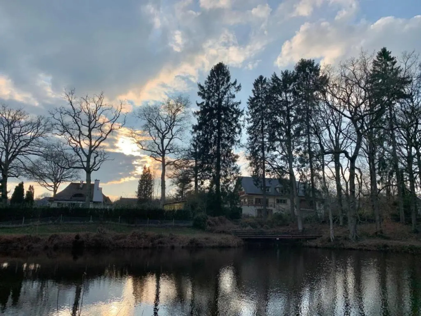 Au Charme du Lac Piscine