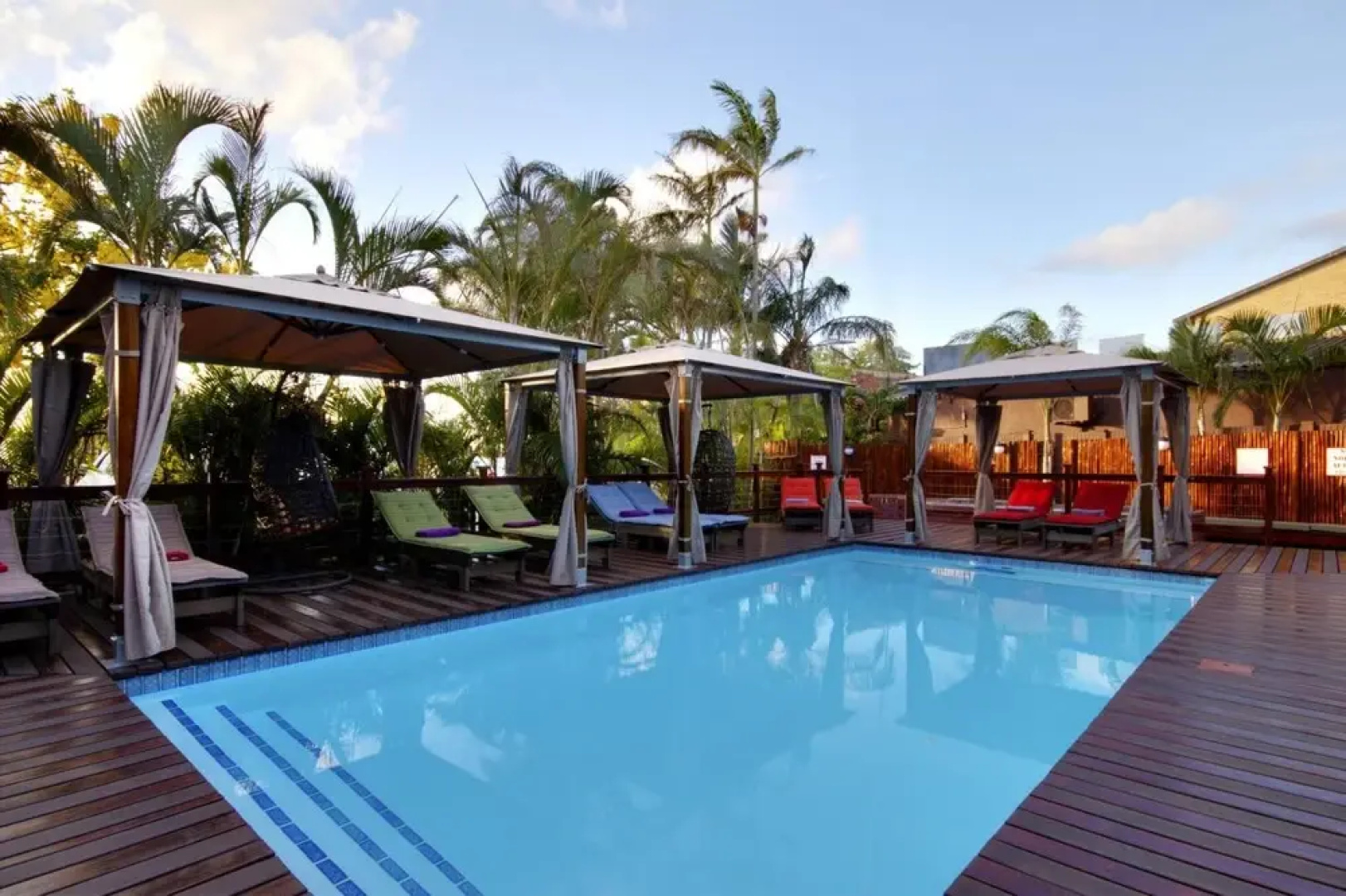 Budget Tented Village at Urban Glamping - Hostel
