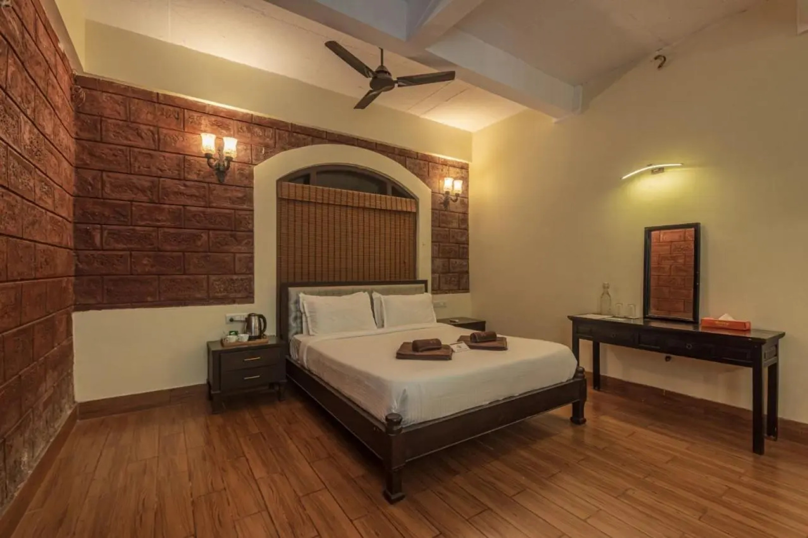 SaffronStays Athaang, Dapoli