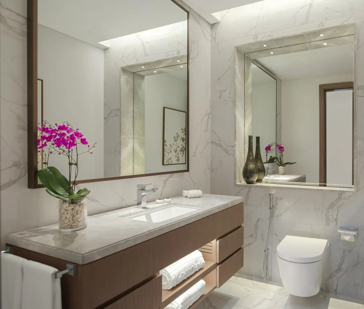 Al Jaddaf Rotana Suite Hotel