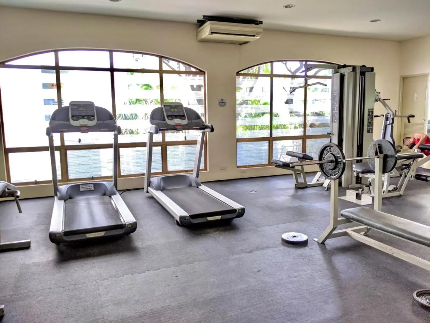 1BR Artist Loft Cambridge Cainta Pasig Fast Wifi