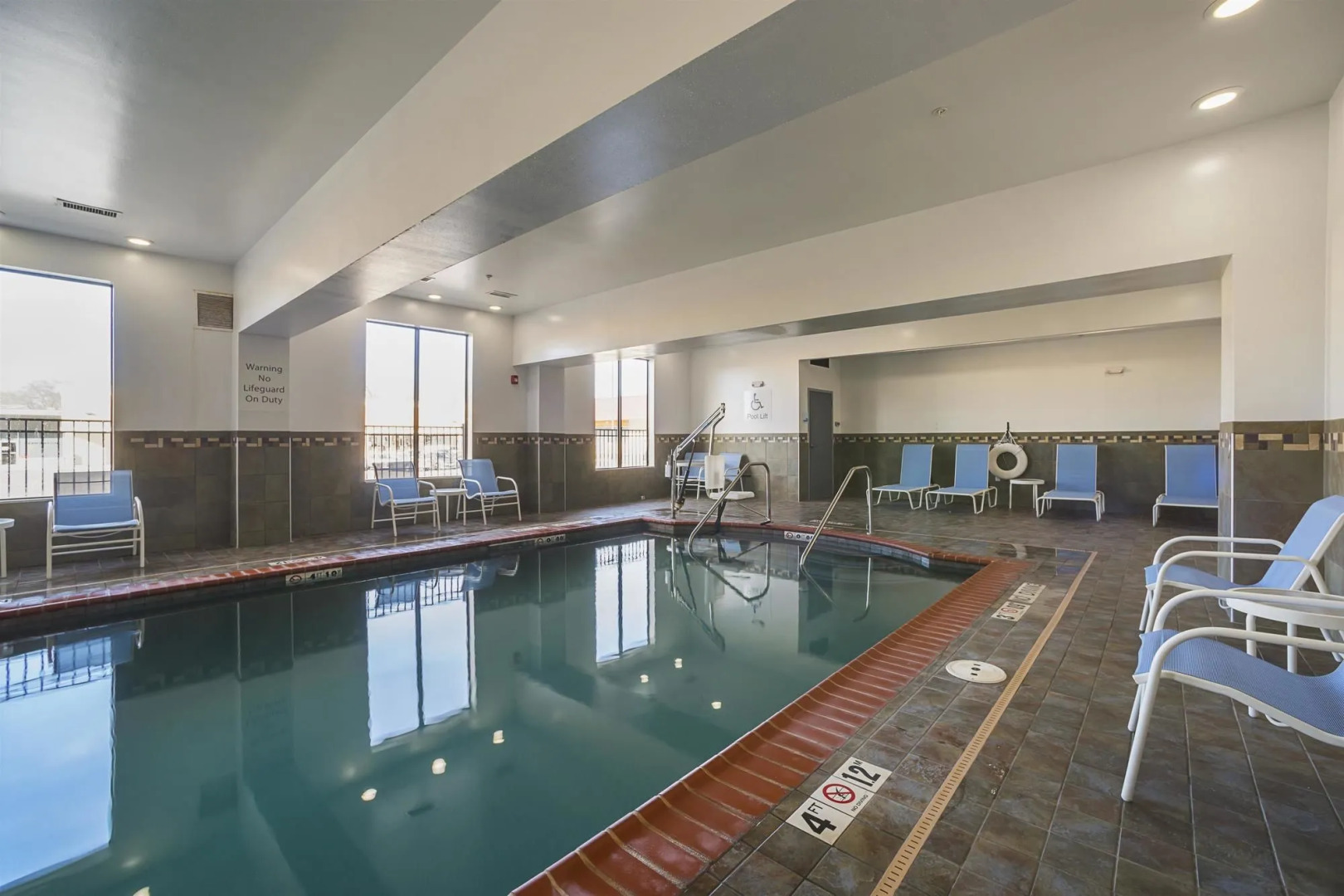 Best Western St. Louis Airport North Hotel & Suites