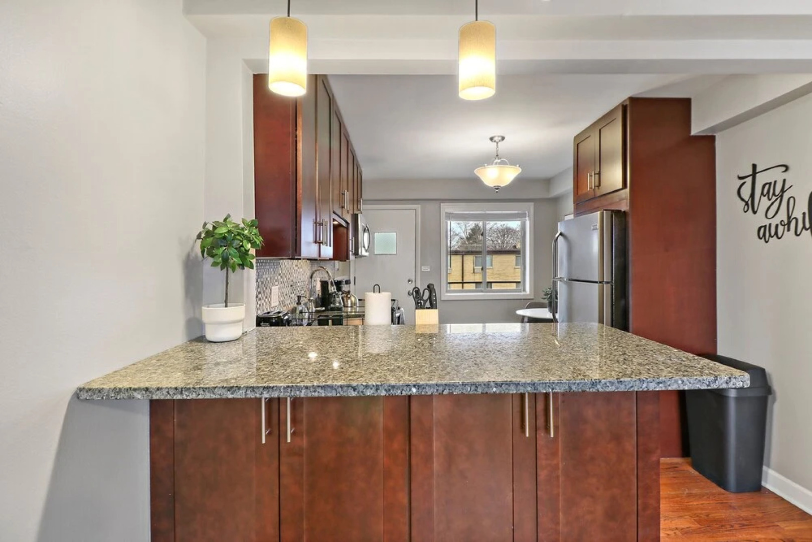 1BR APT in Quiet Arlington Neighborhood