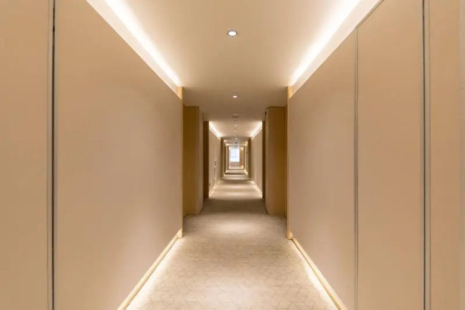 Ji Hotel (Tongchuan Yaozhou District Government)