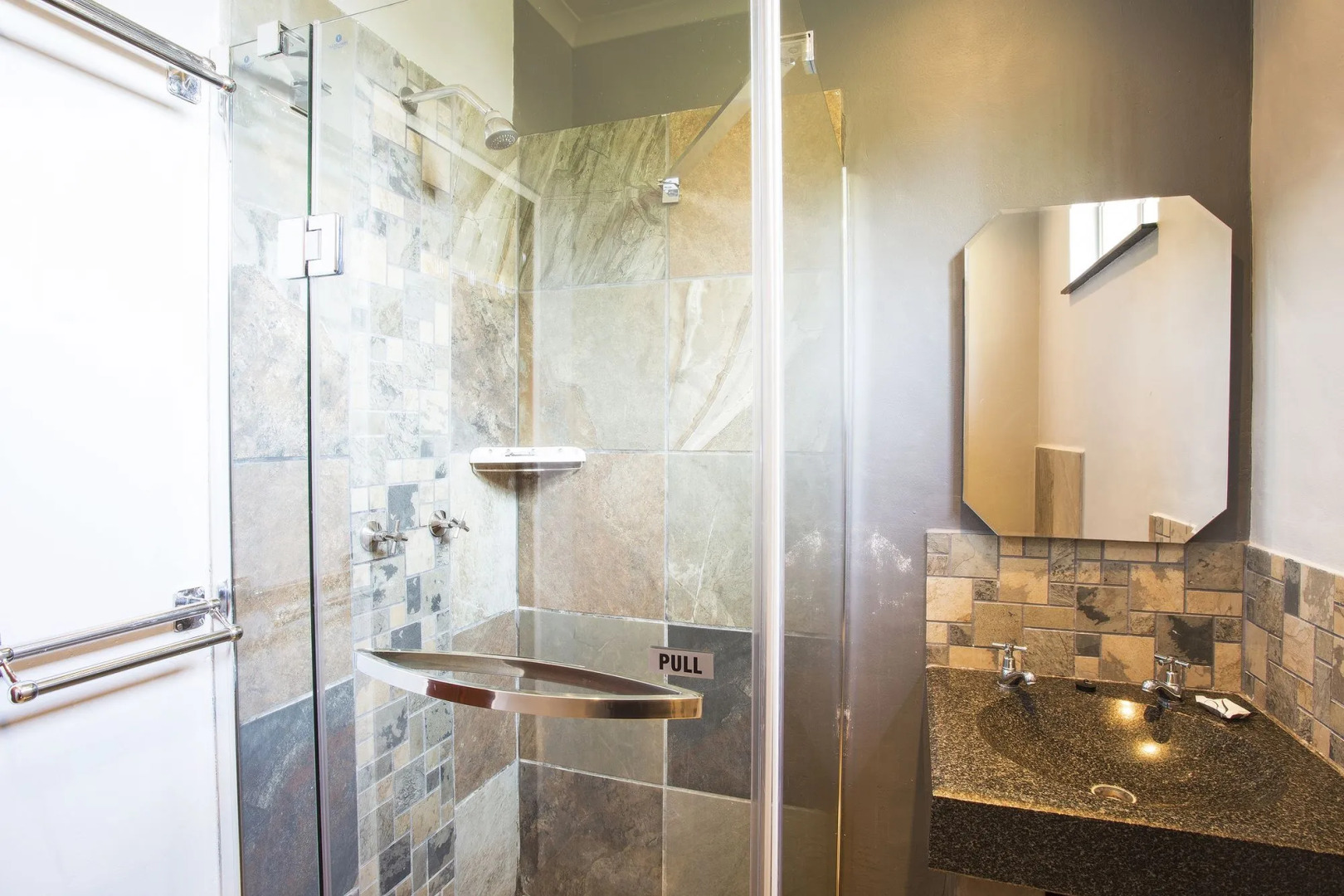 Merry Pebbles Resort & Caravan Park