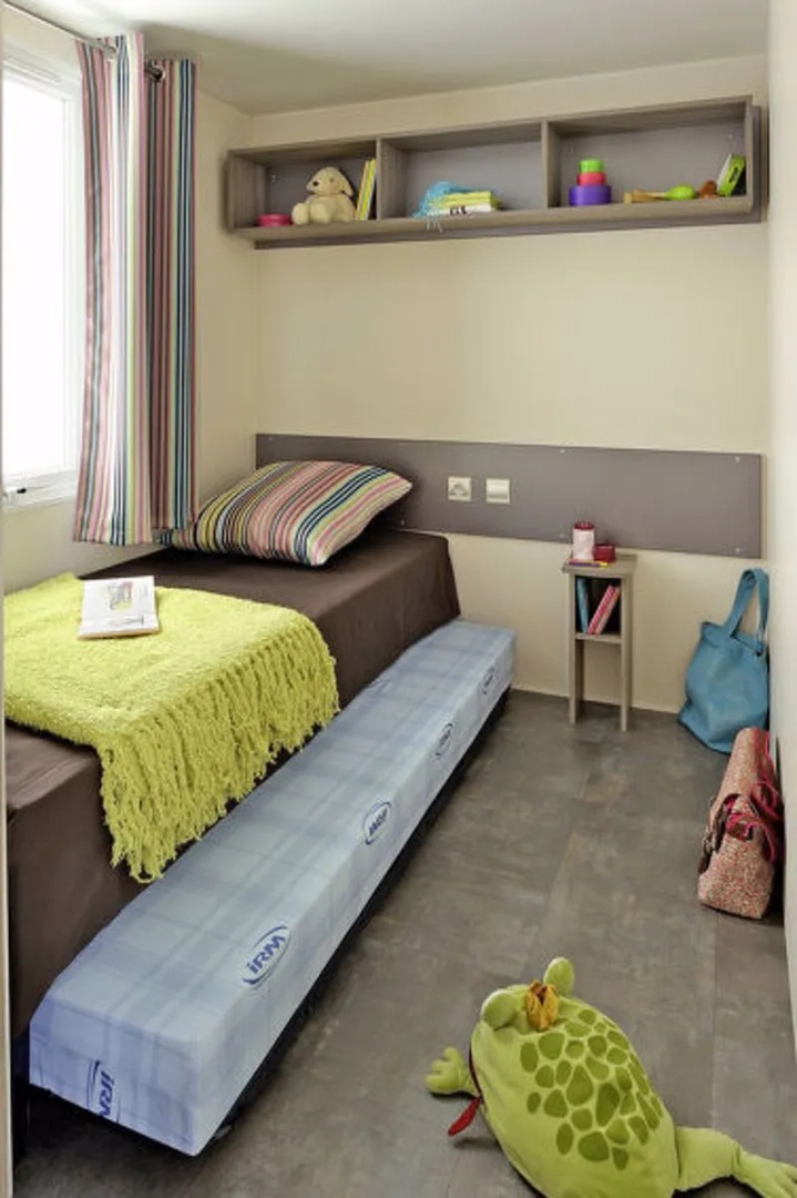 Holiday Home Le Mediterranée - AGL254