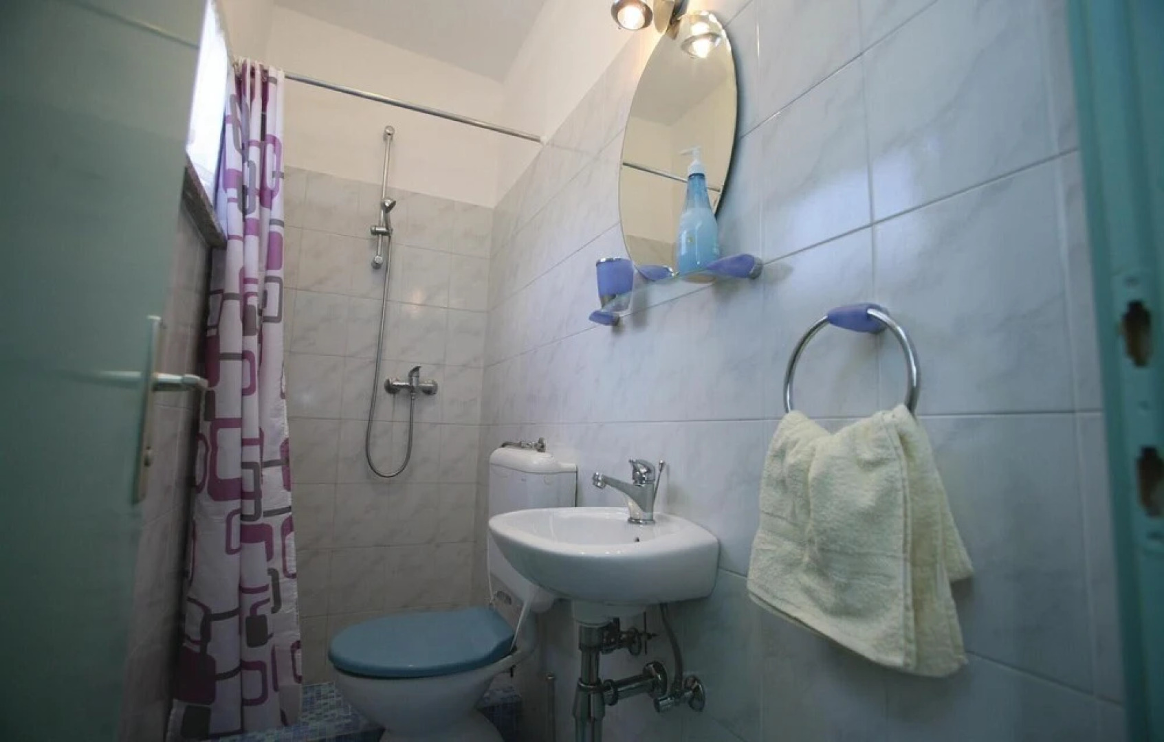 Amazing Home in Vinez With Wifi and 3 Bedrooms