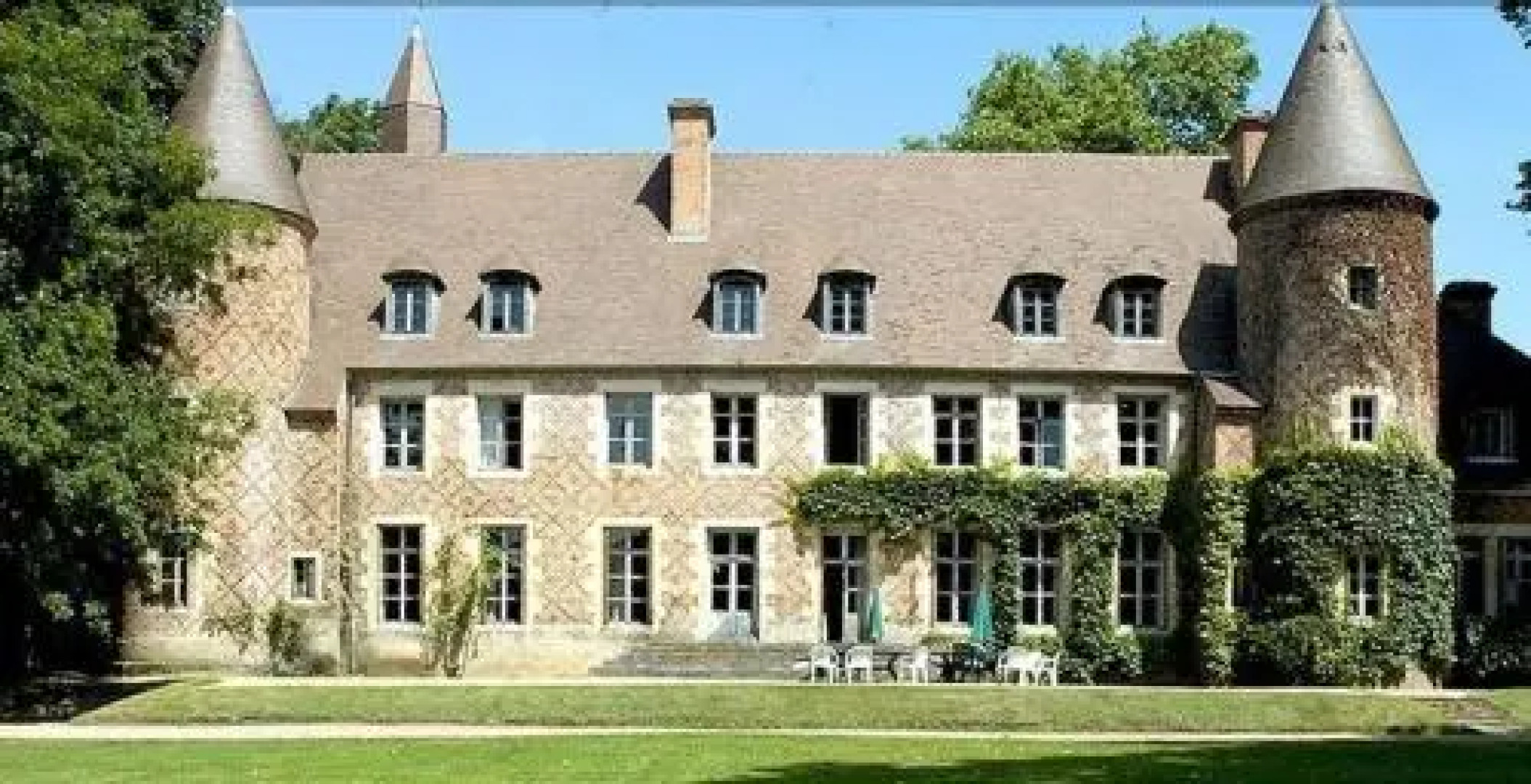 Château de Paray le Frésil