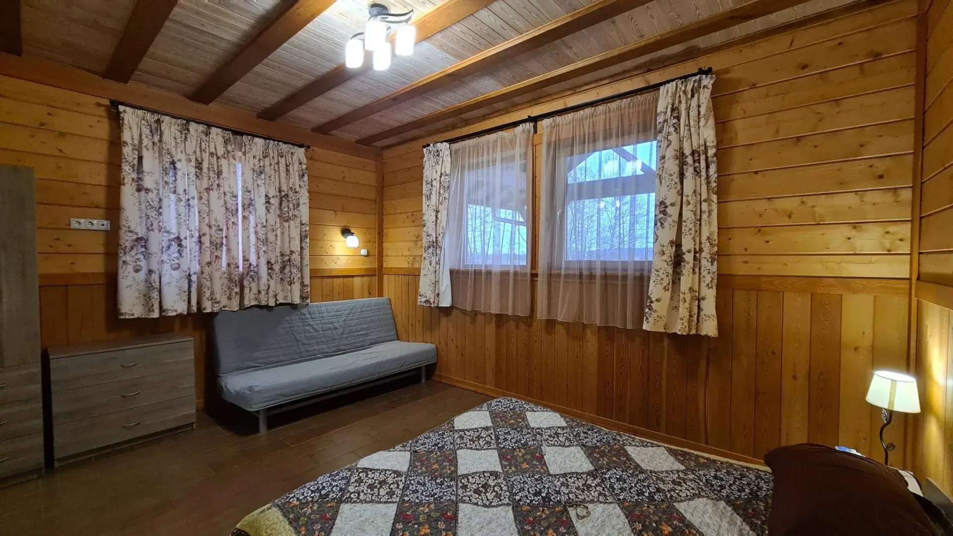 Коттедж А6 на базе отдыха Новинки Парк