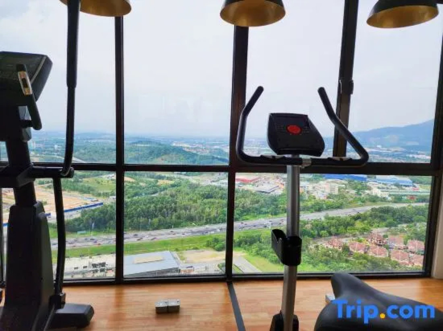 Nilai Vision City 4+1 PAX Akasia Suite