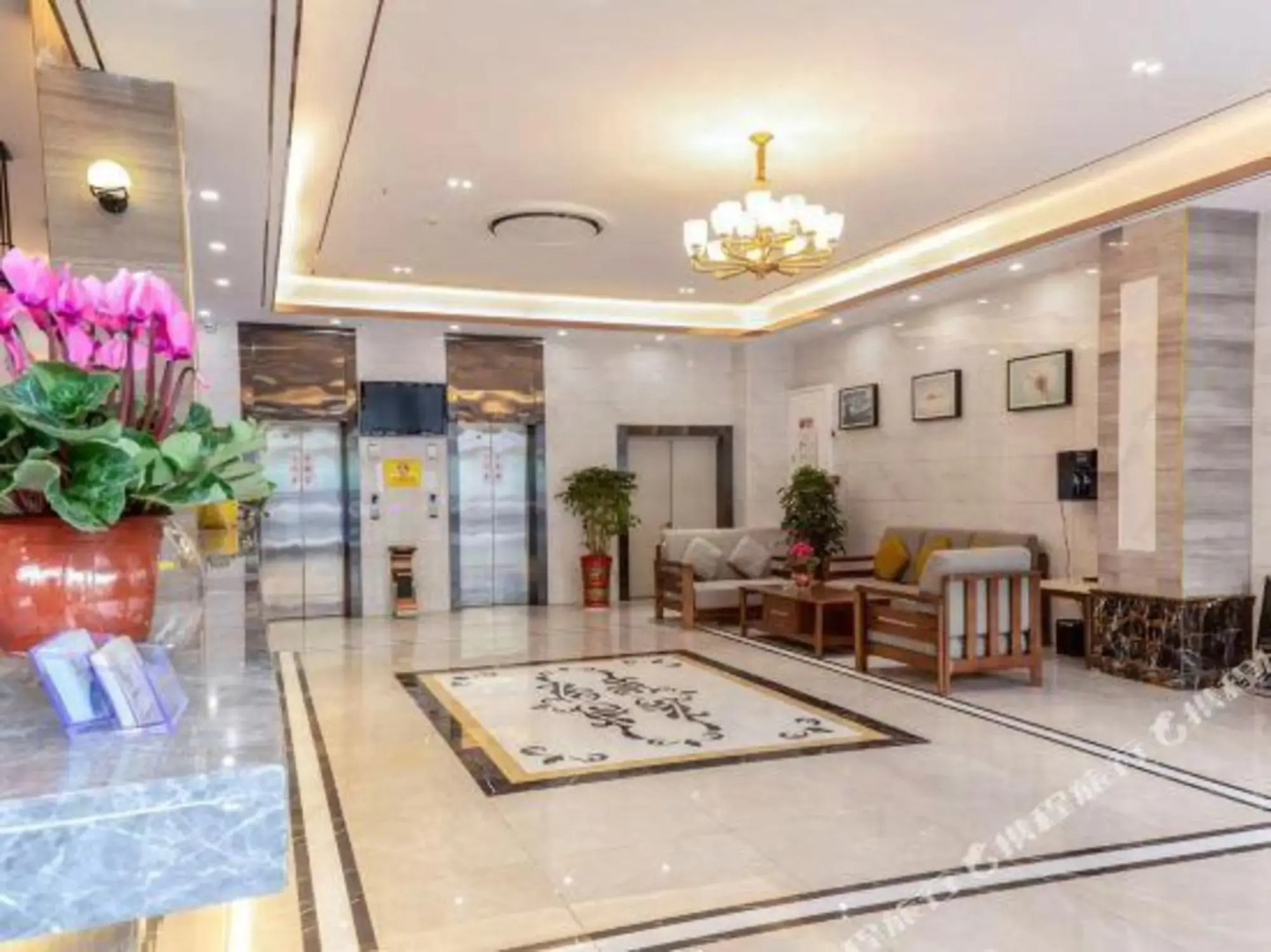 Yunhao Hotel