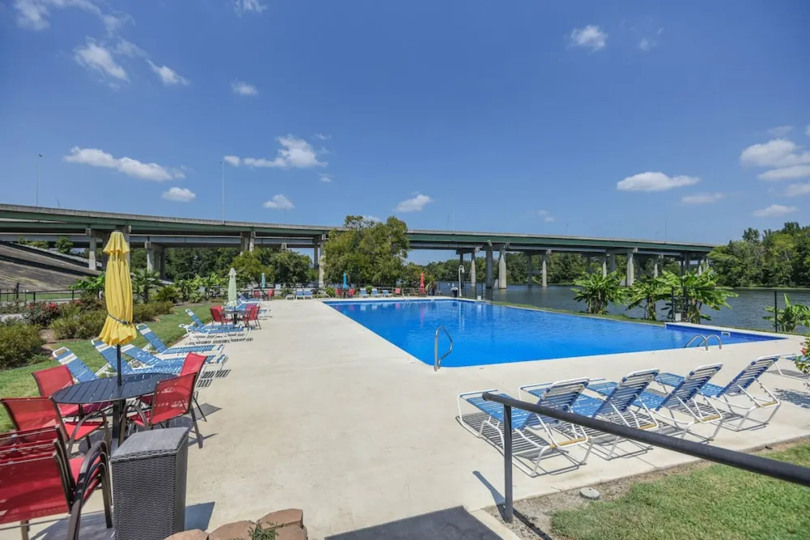 Windsor At River Rocks Landing Studio Bedroom Bungalow