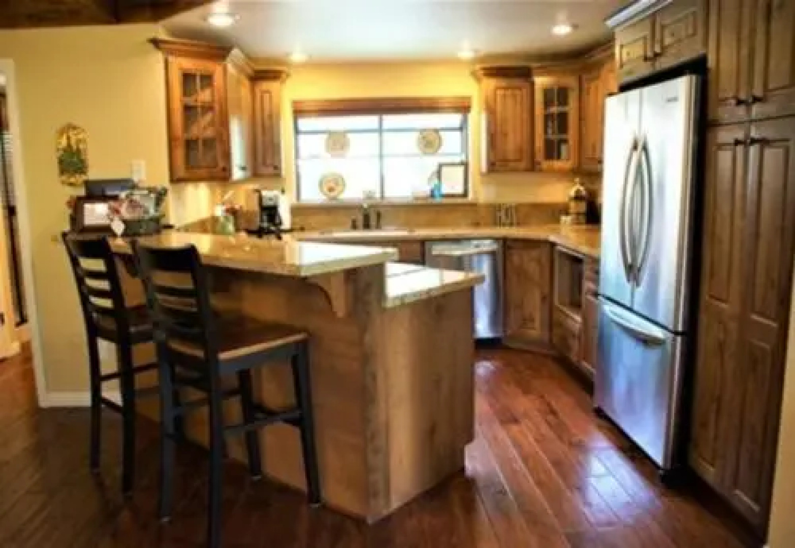 Bright & Beautiful Snowflower Suite - Listing #380