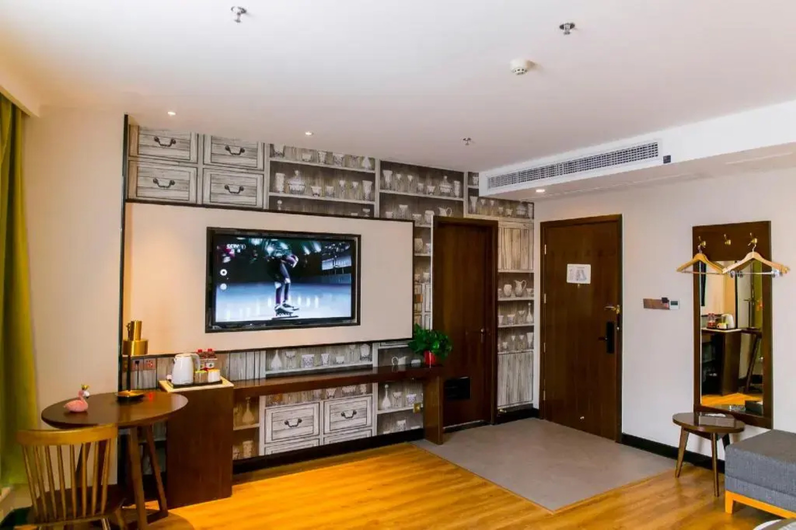 Gme Bozhou Qiaocheng District Jian An Road Railway