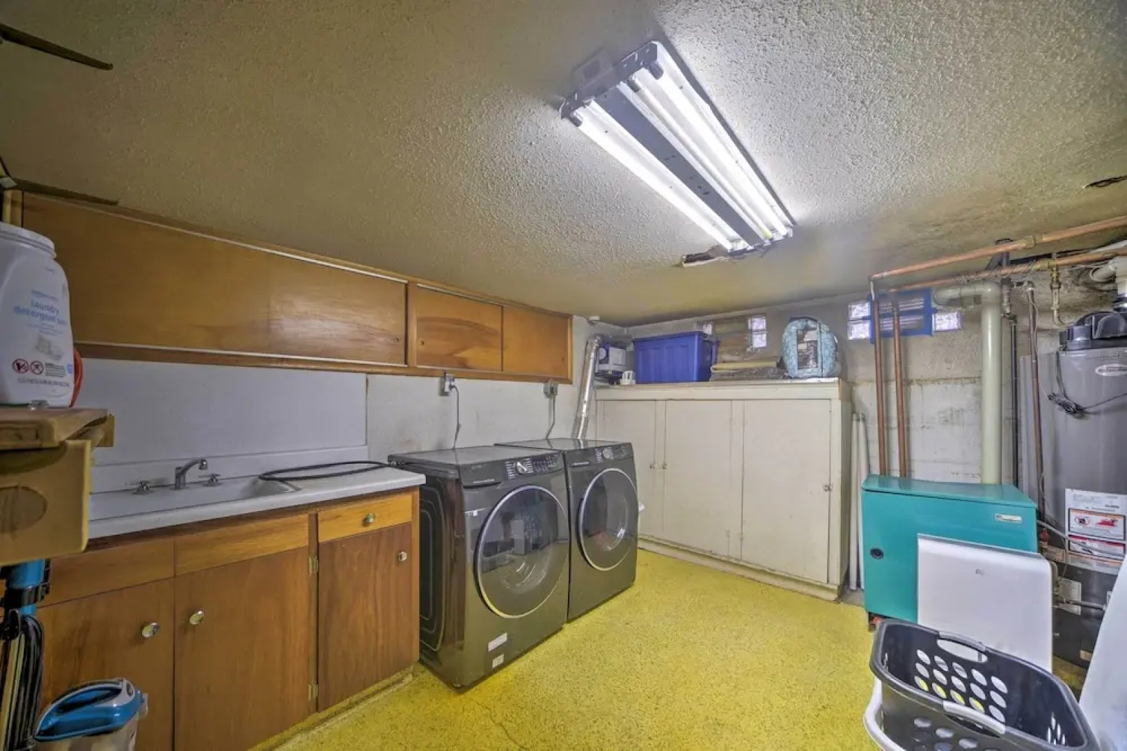 Pet-friendly Ogallala Home ~ 7 Mi to Lakefront!