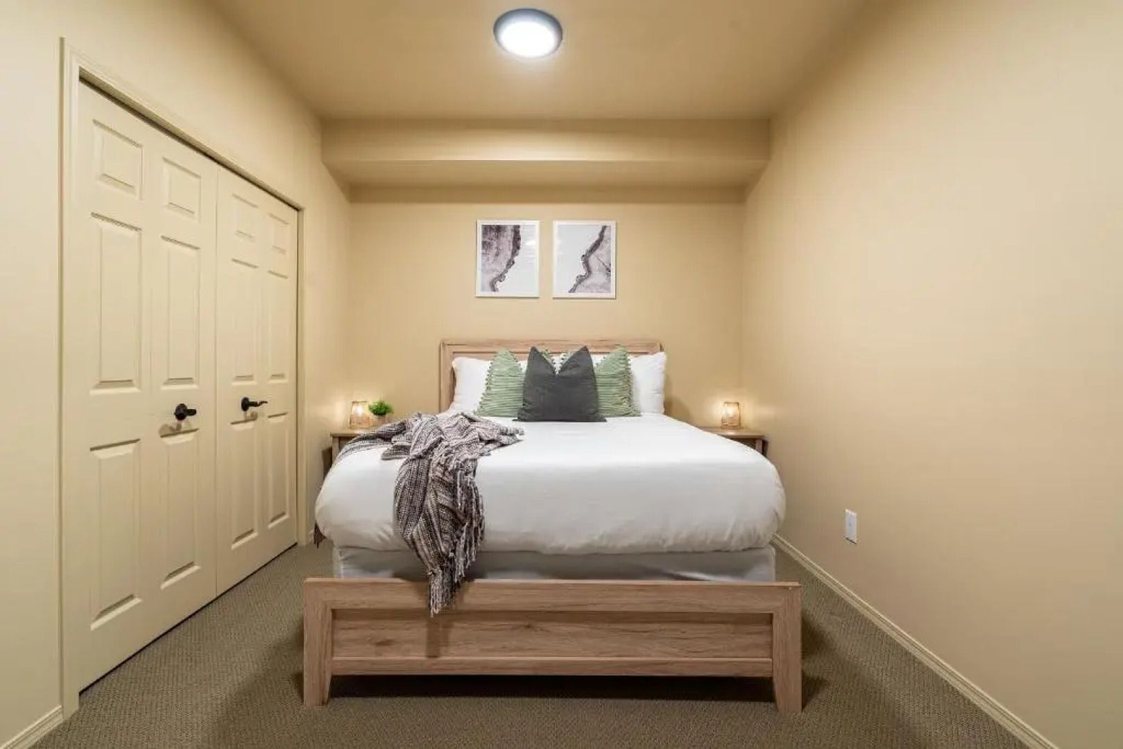 The Caribou Lodge I HotTub I Fireplace I Sleep16