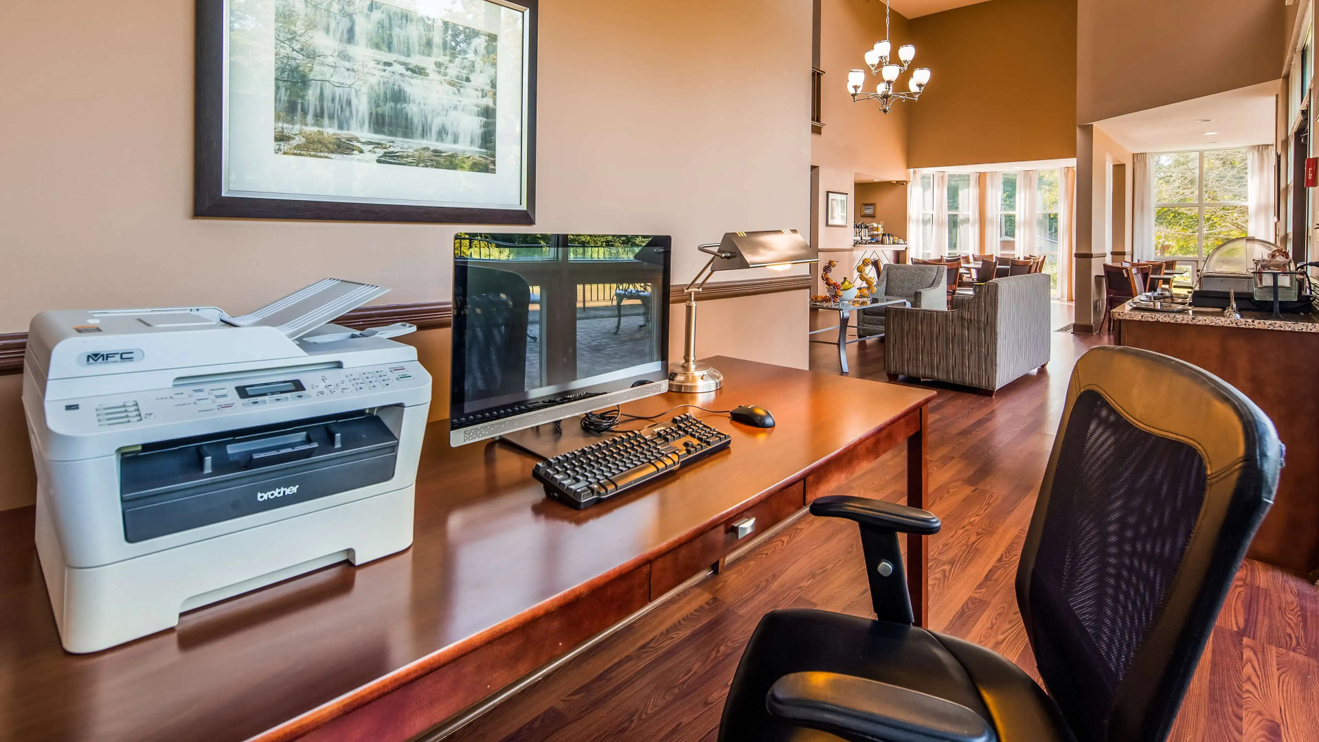 Best Western Plus The Inn & Suites At The Falls