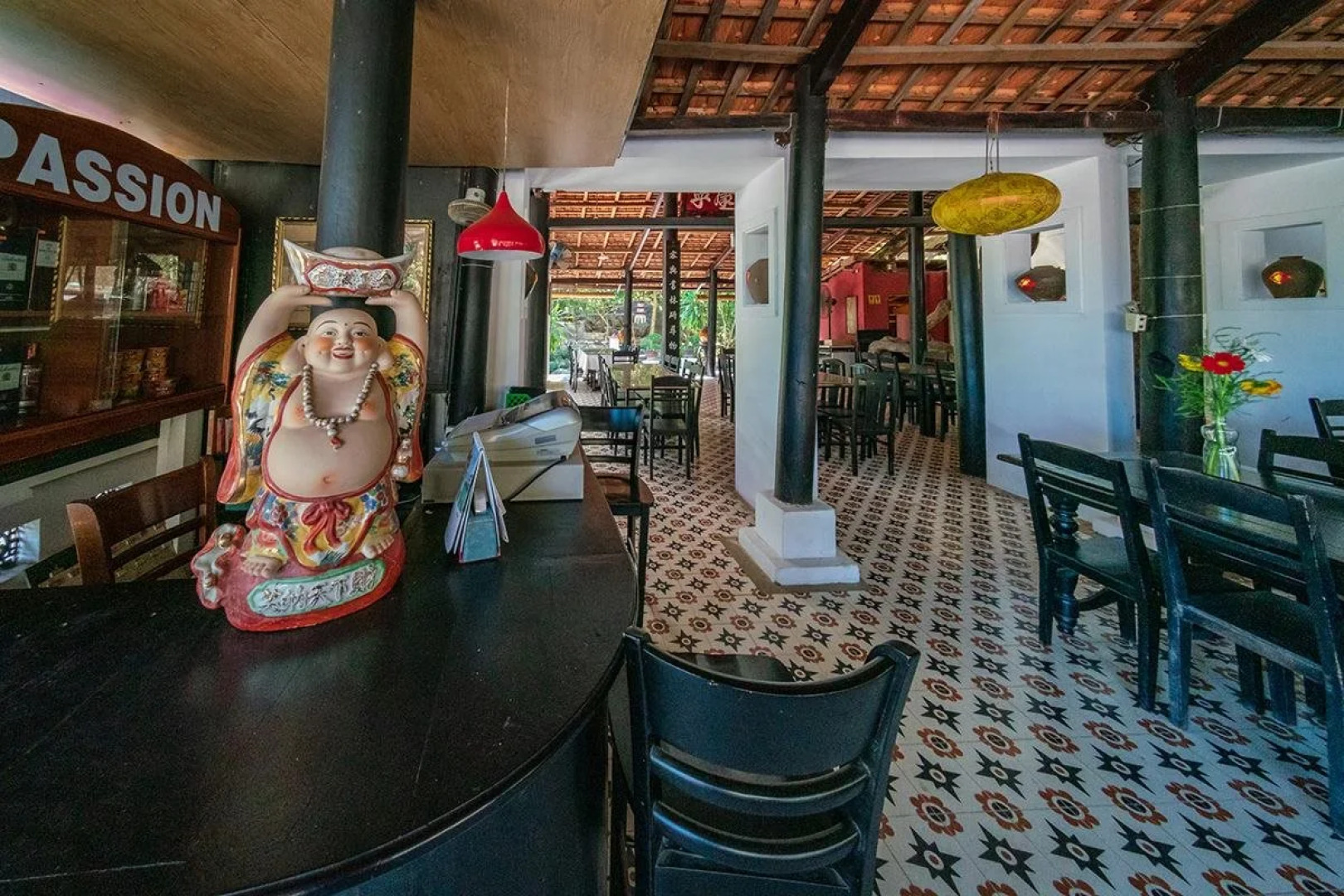 Ven Song Riverside Hotel