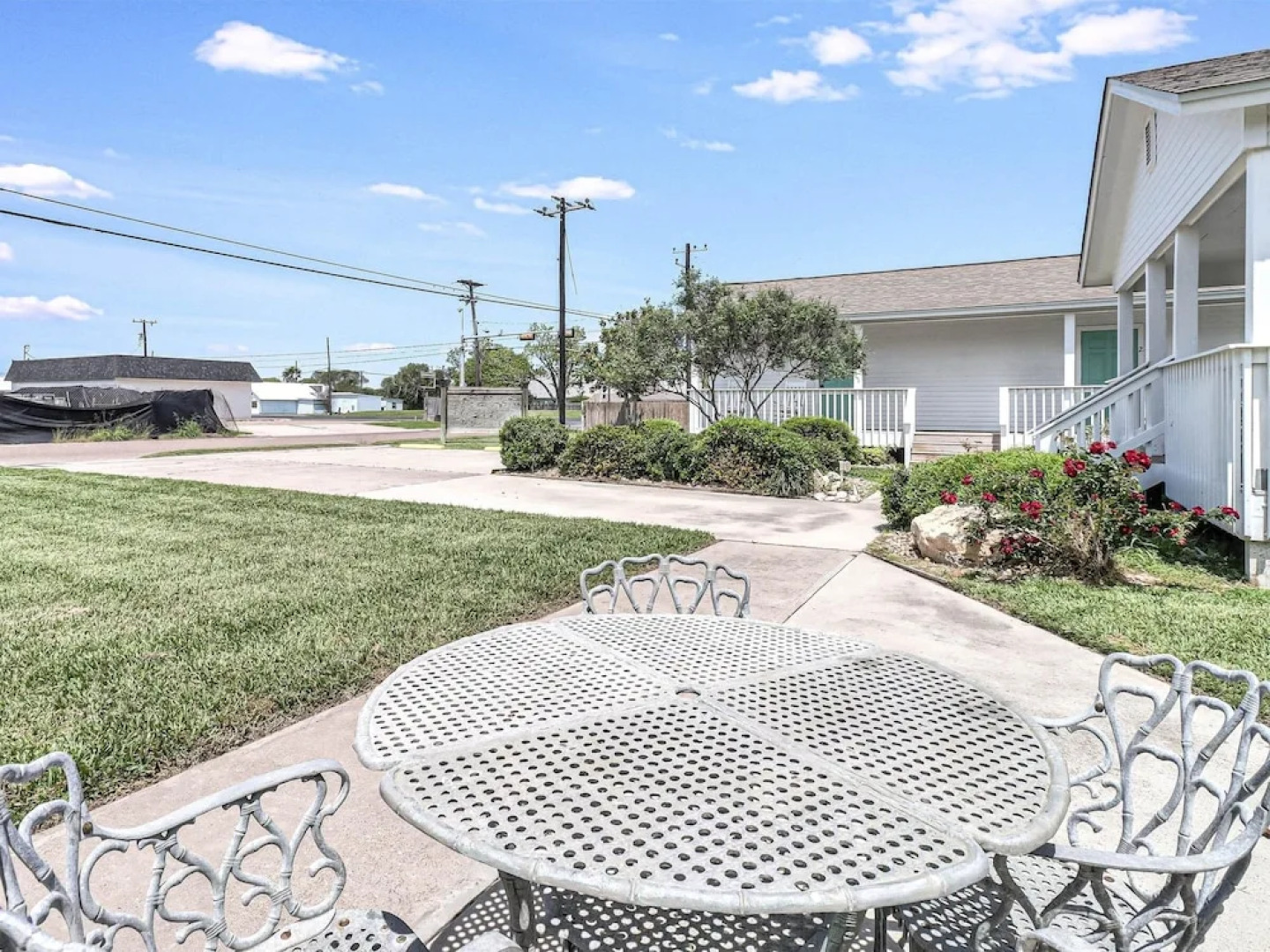 Coast Oaks Cottage 6 1 Bedroom Cottage by RedAwning