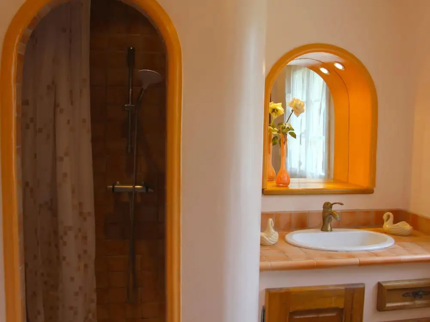 Peaceful Villa in Saint Paul de Vence With Swimming Pool