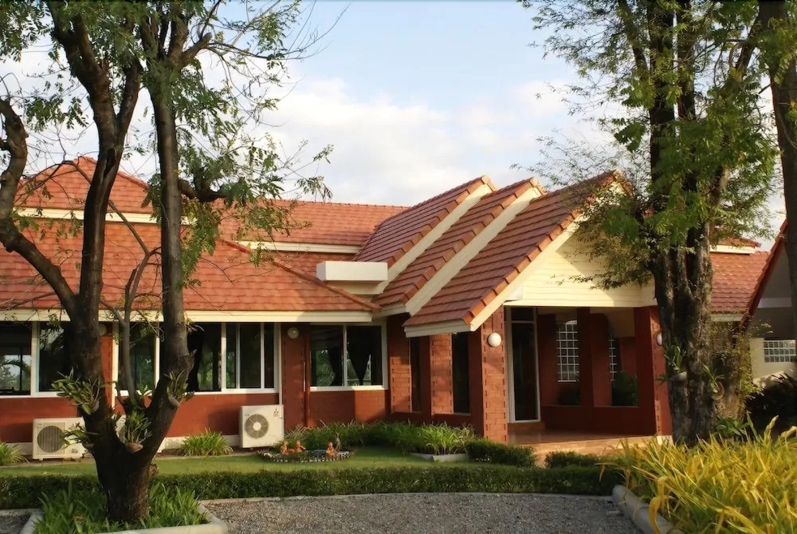 Fahfang Sport Resort And Hotel