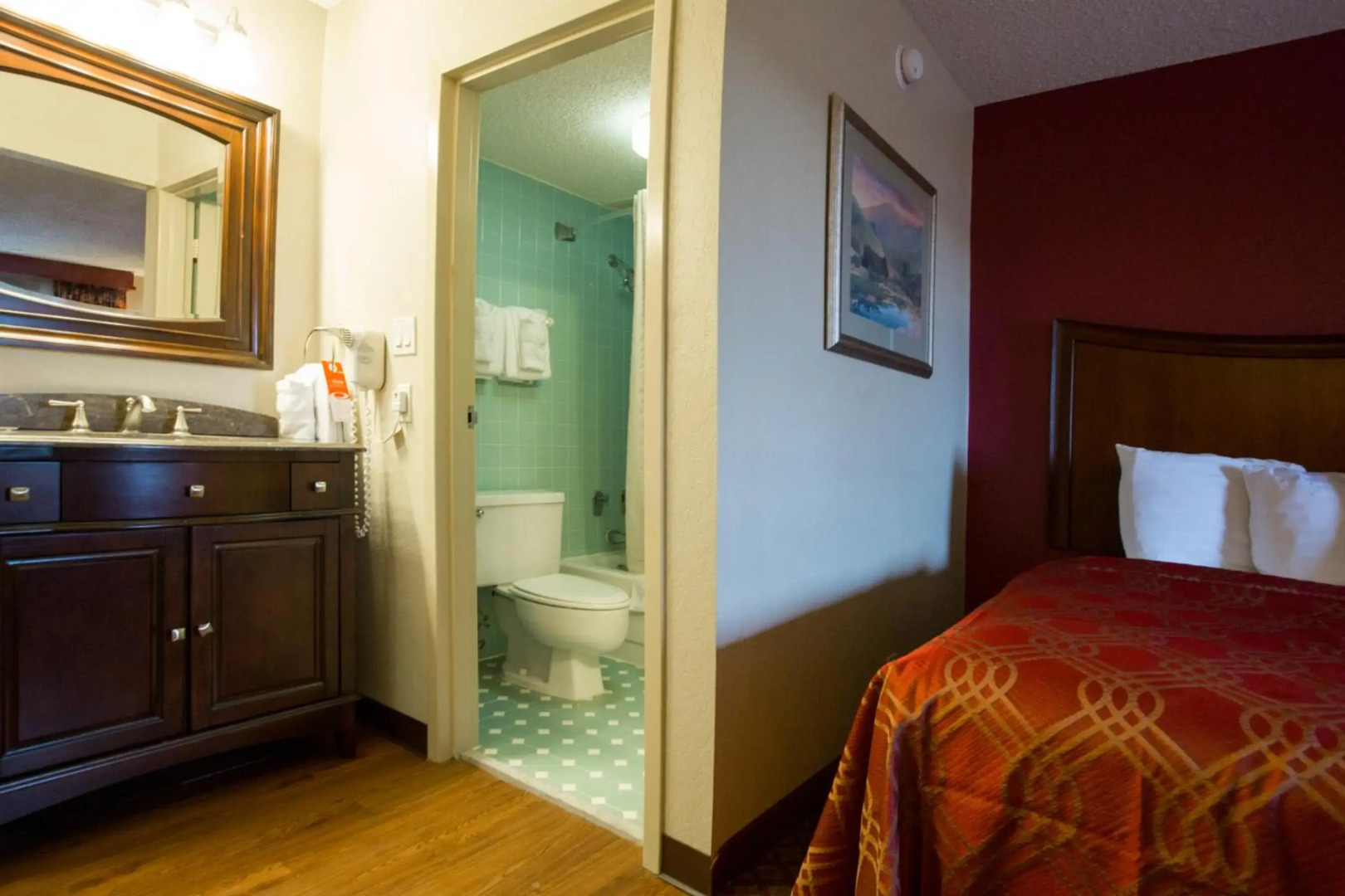 Baymont Inn and Suites Joplin