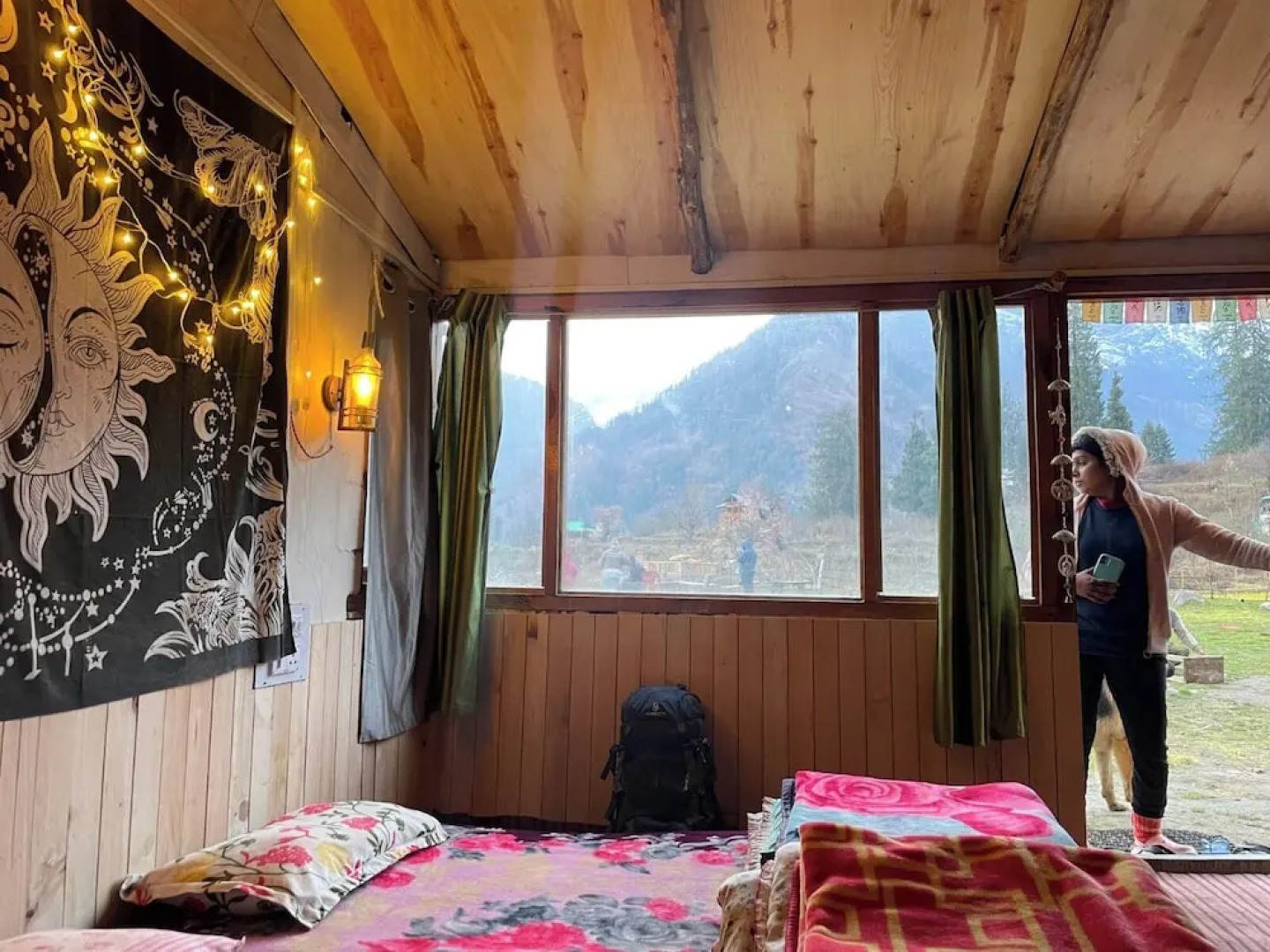 Zevibes Cafe & Homestay