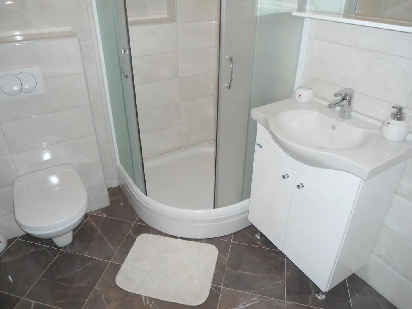 Apartments Raskovic I