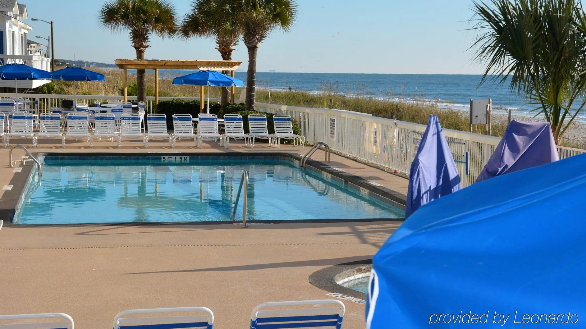Holiday Inn Resort Oceanfront at Surfside Beach by IHG