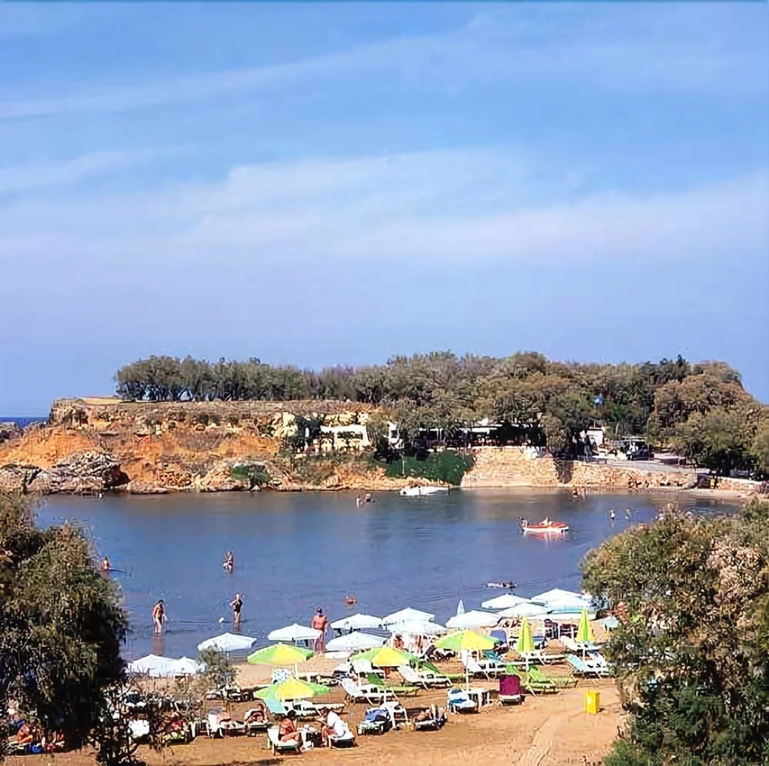 Calypso Hotel Apartments