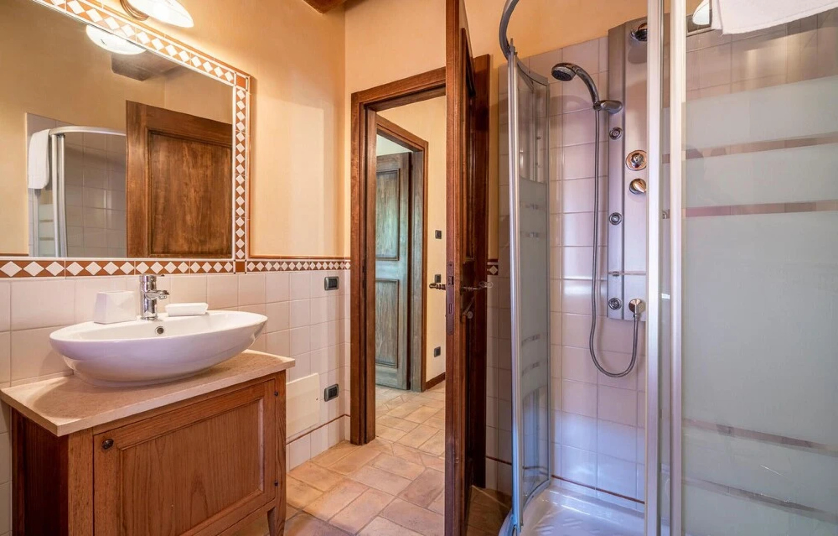 Nice Home in Camerino With Outdoor Swimming Pool, Wifi and 2 Bedrooms