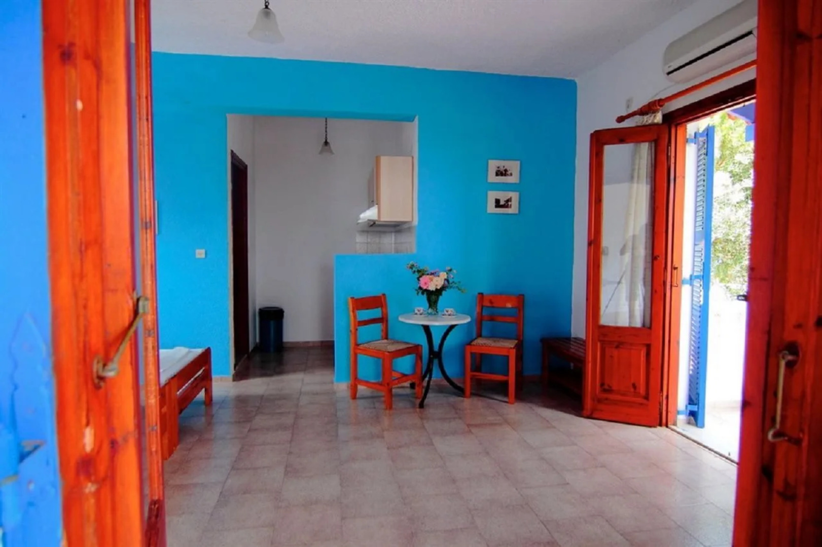 White Rock Apartments