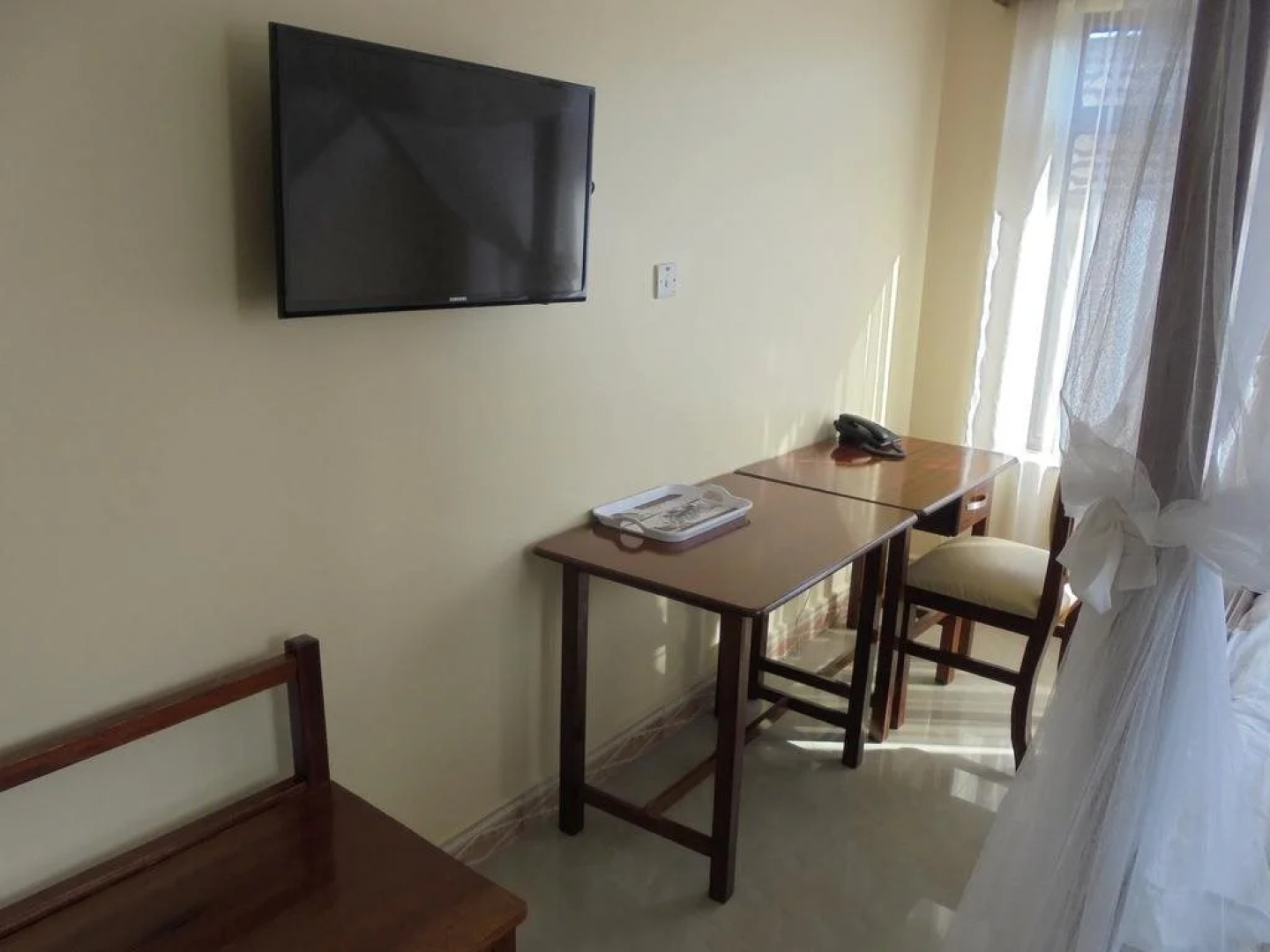 Mahina Paradise Hotel