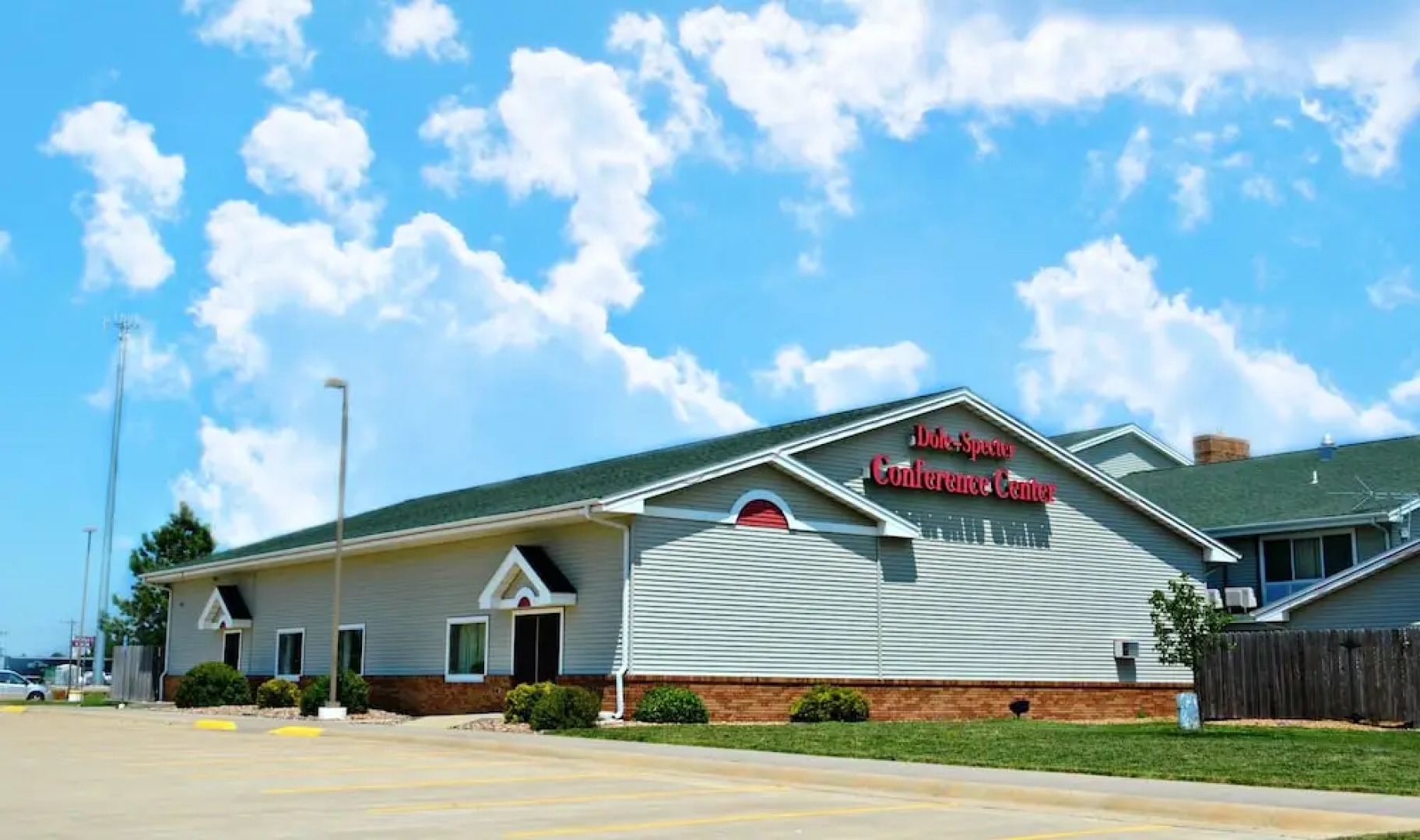 Fossil Creek Hotel And Suites