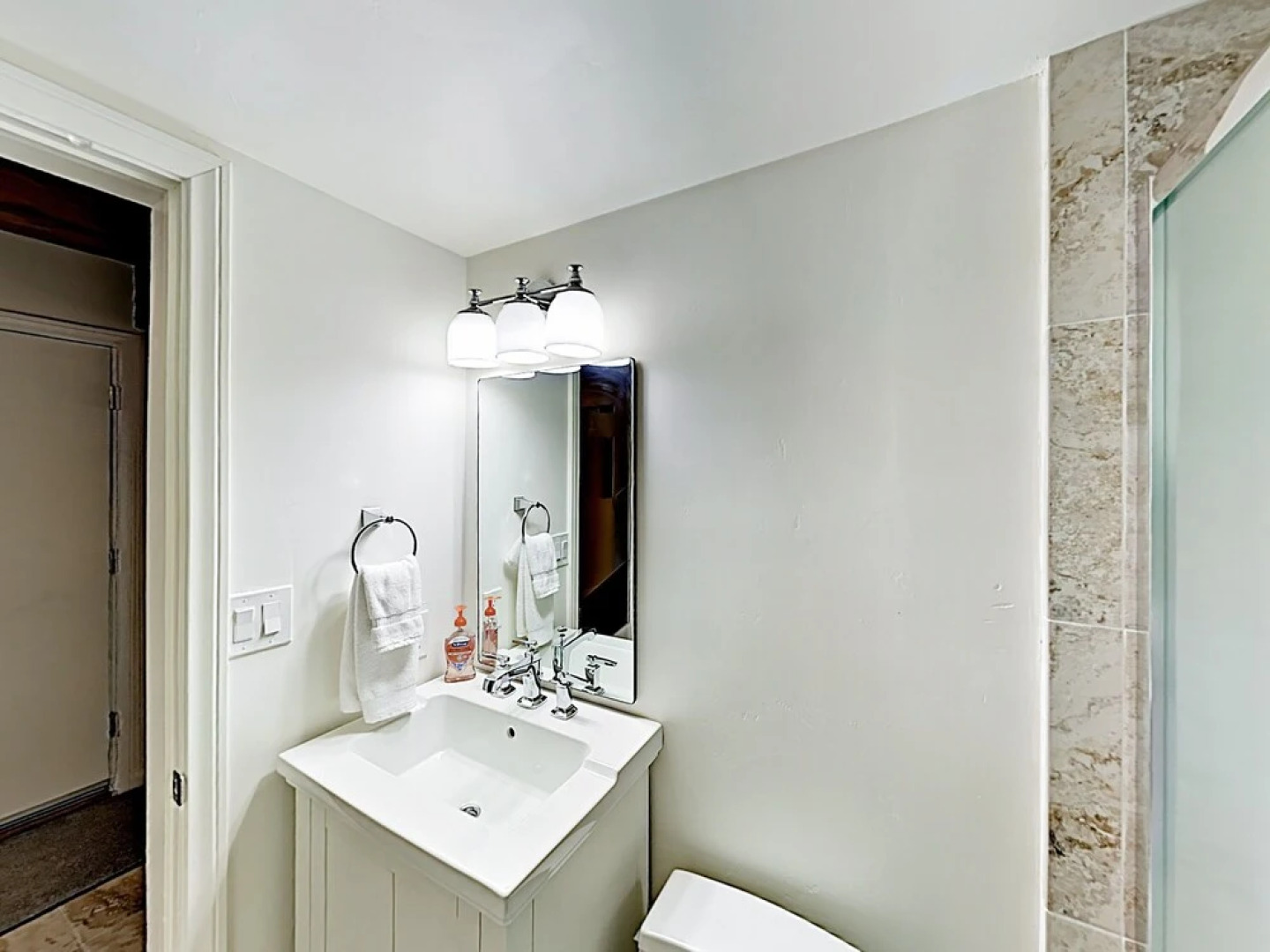 266 Lake Arrowhead - 4 Br Home