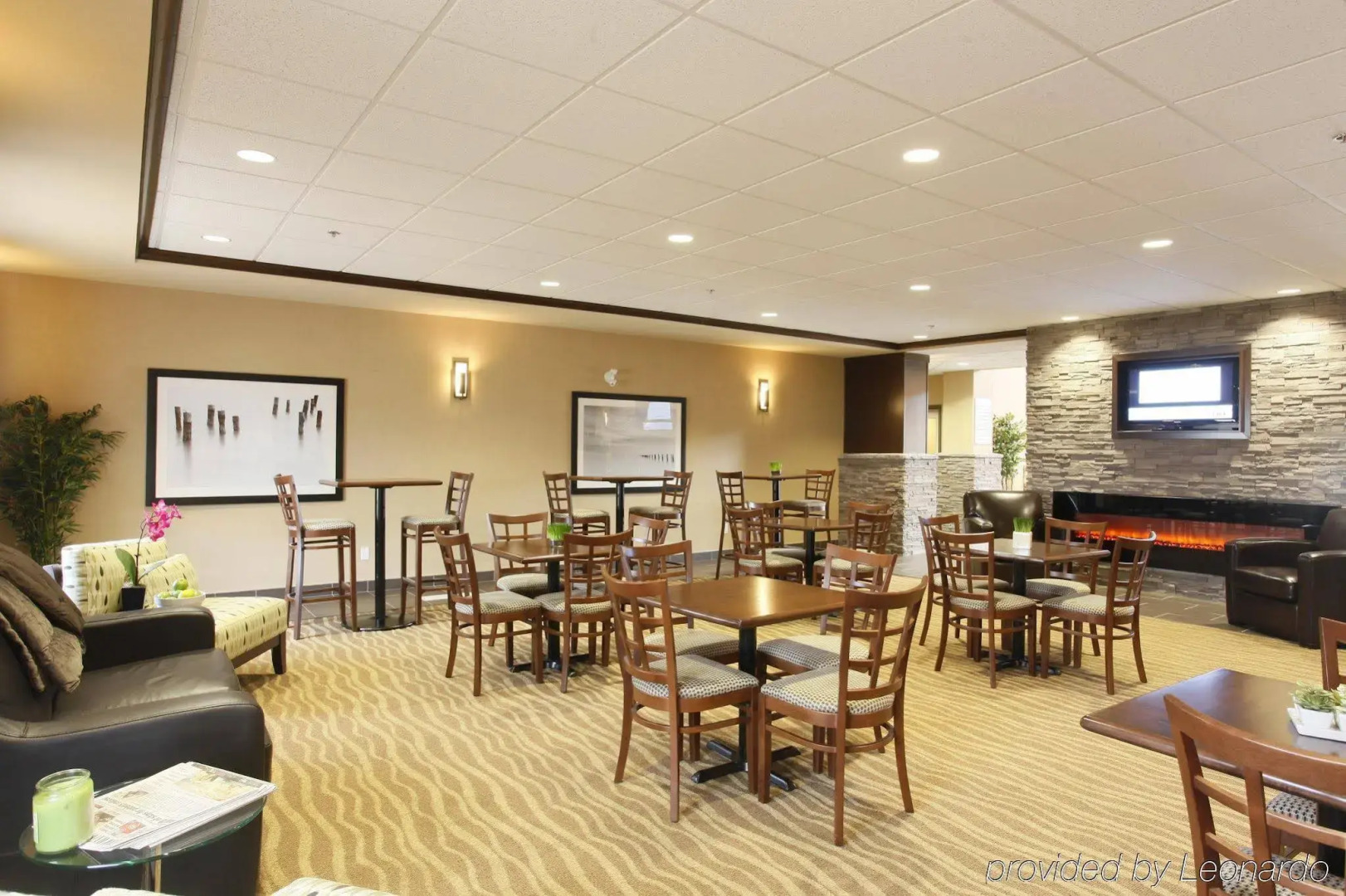Vegreville Suites