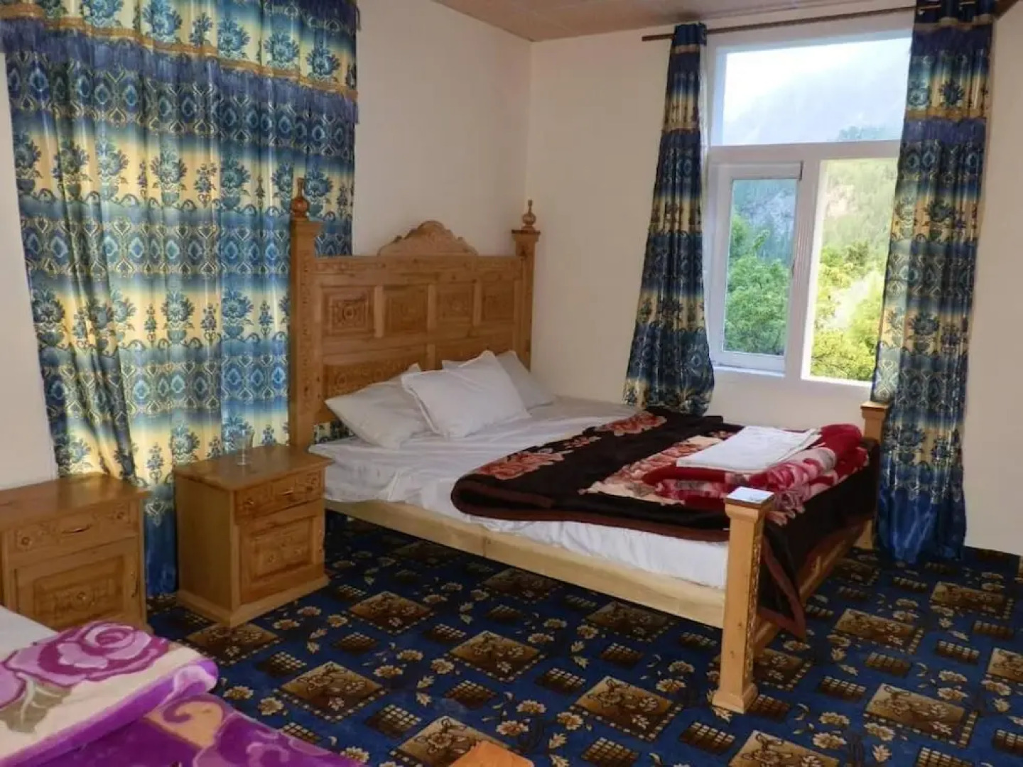 Golden Peak View Hotel