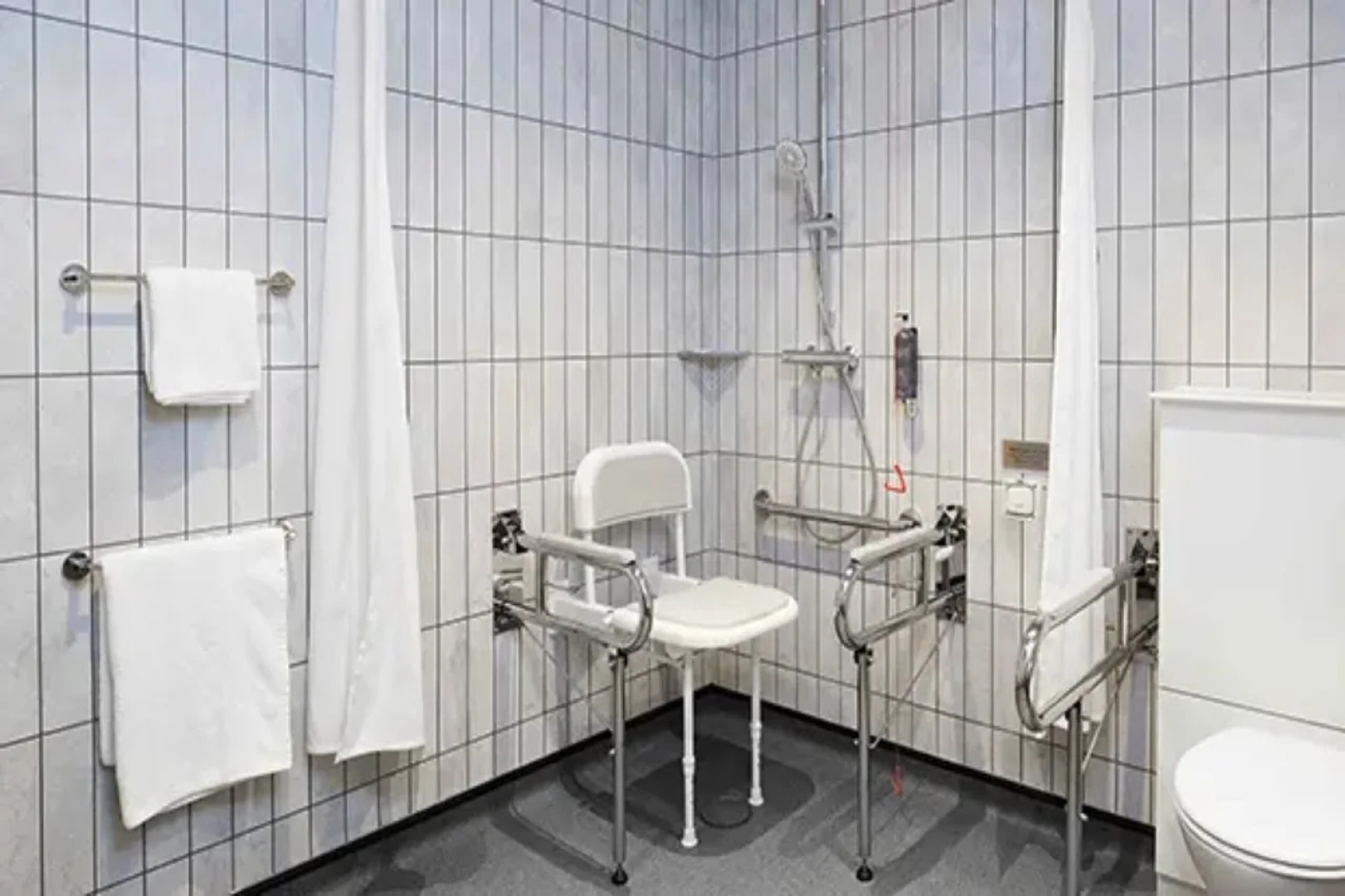 Premier Inn Bristol Parkway M32