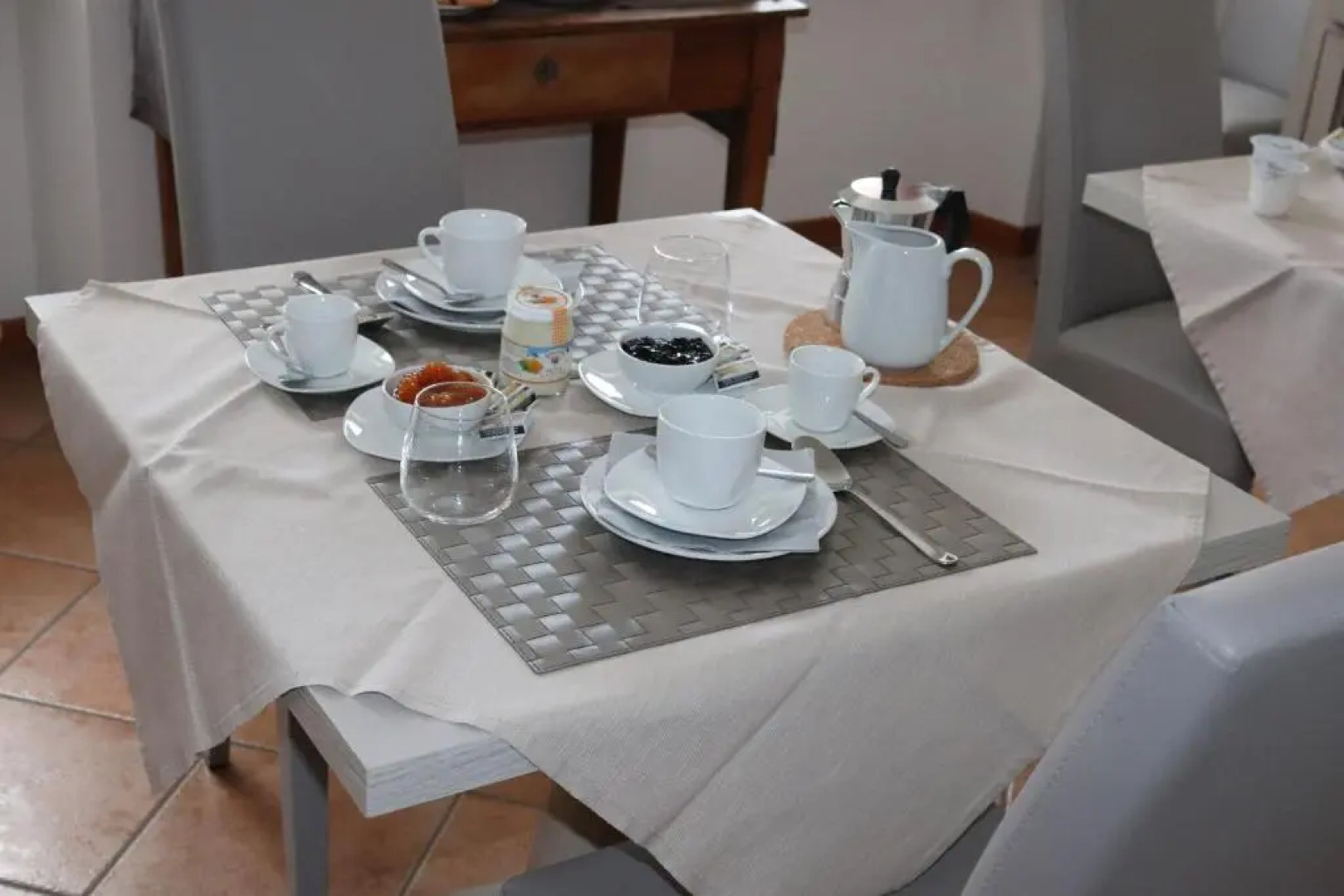 A DUE PASSI Room & Breakfast