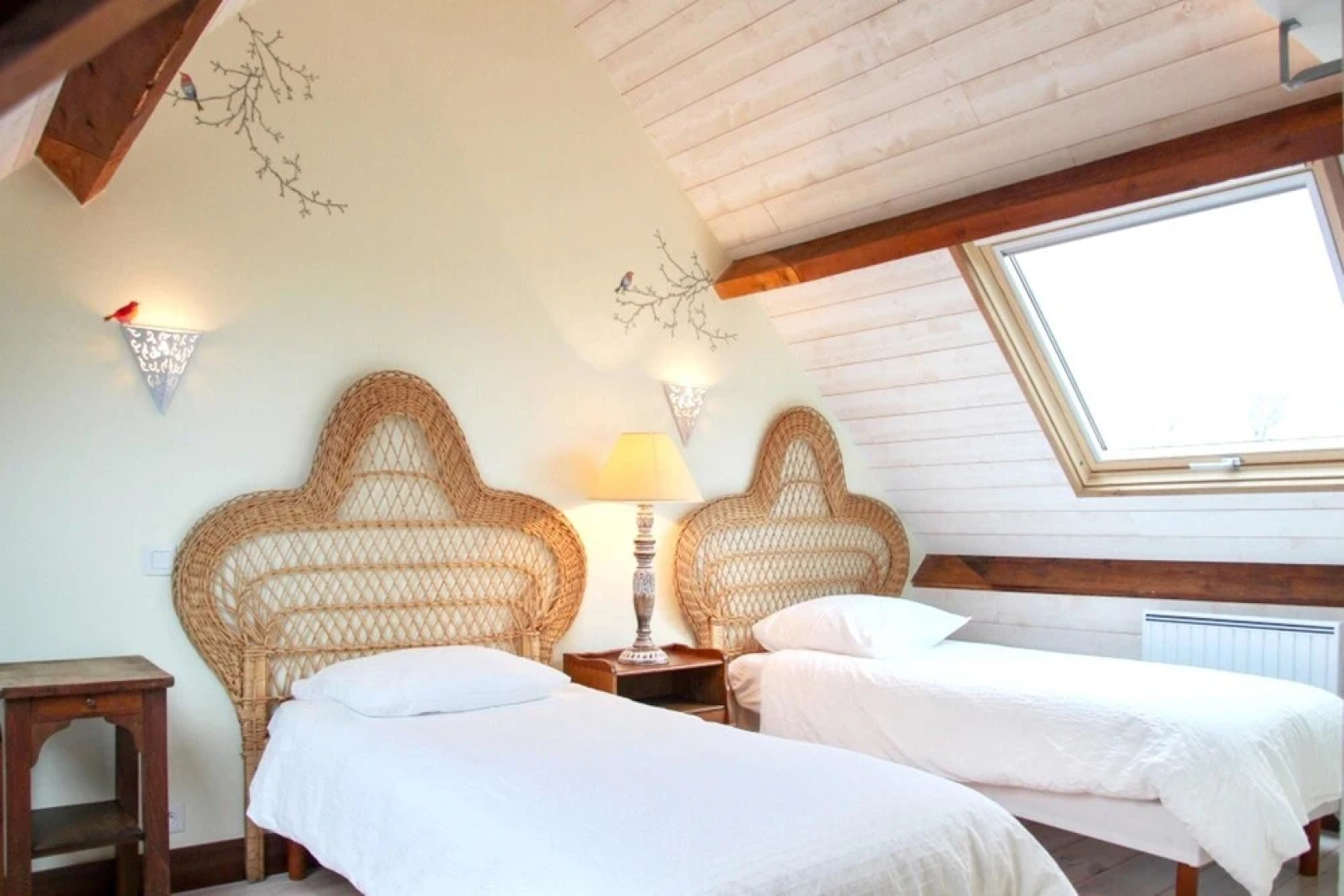 House With 4 Bedrooms in Mosles, With Furnished Garden and Wifi - 5 km