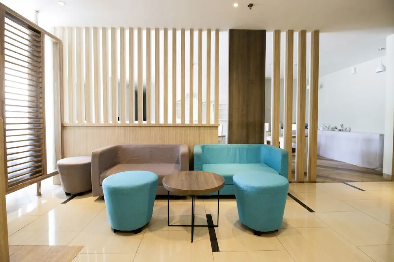 Airy Sirimau Cendrawasih 20B Ambon