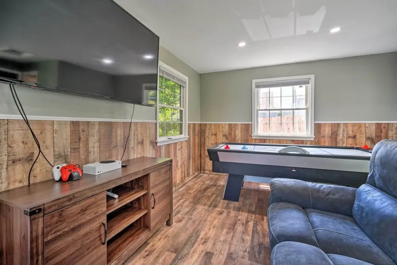 Walk to Lake George: Family Escape w/ Game Room!