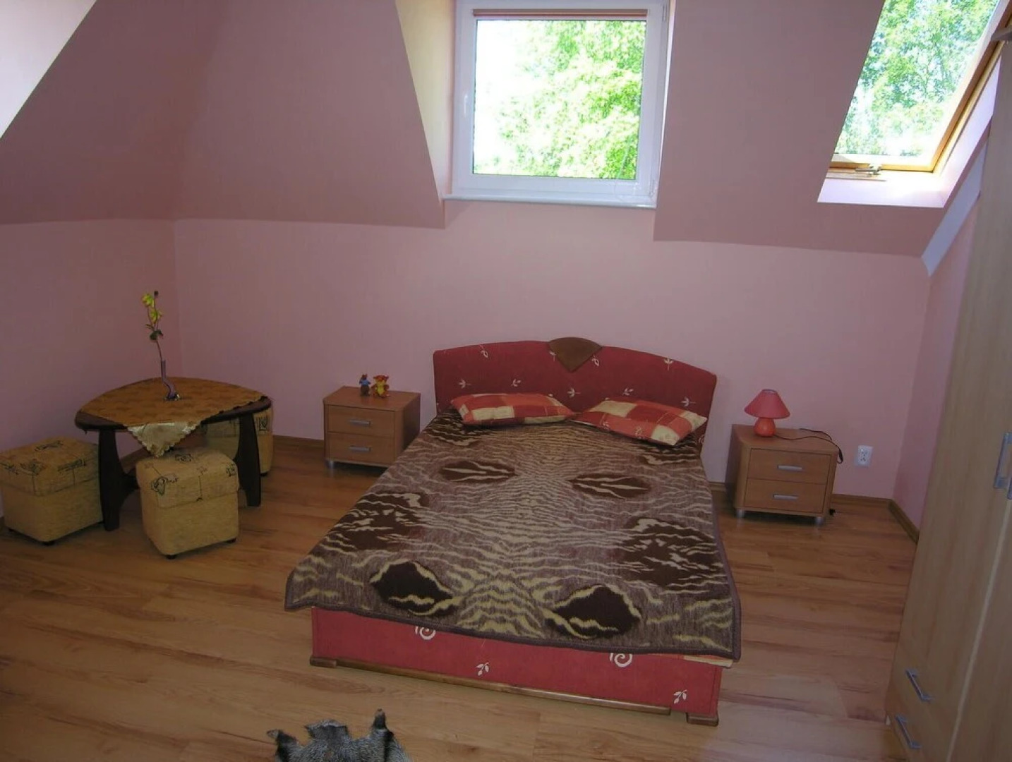 Amazing Home in Rowy With 4 Bedrooms