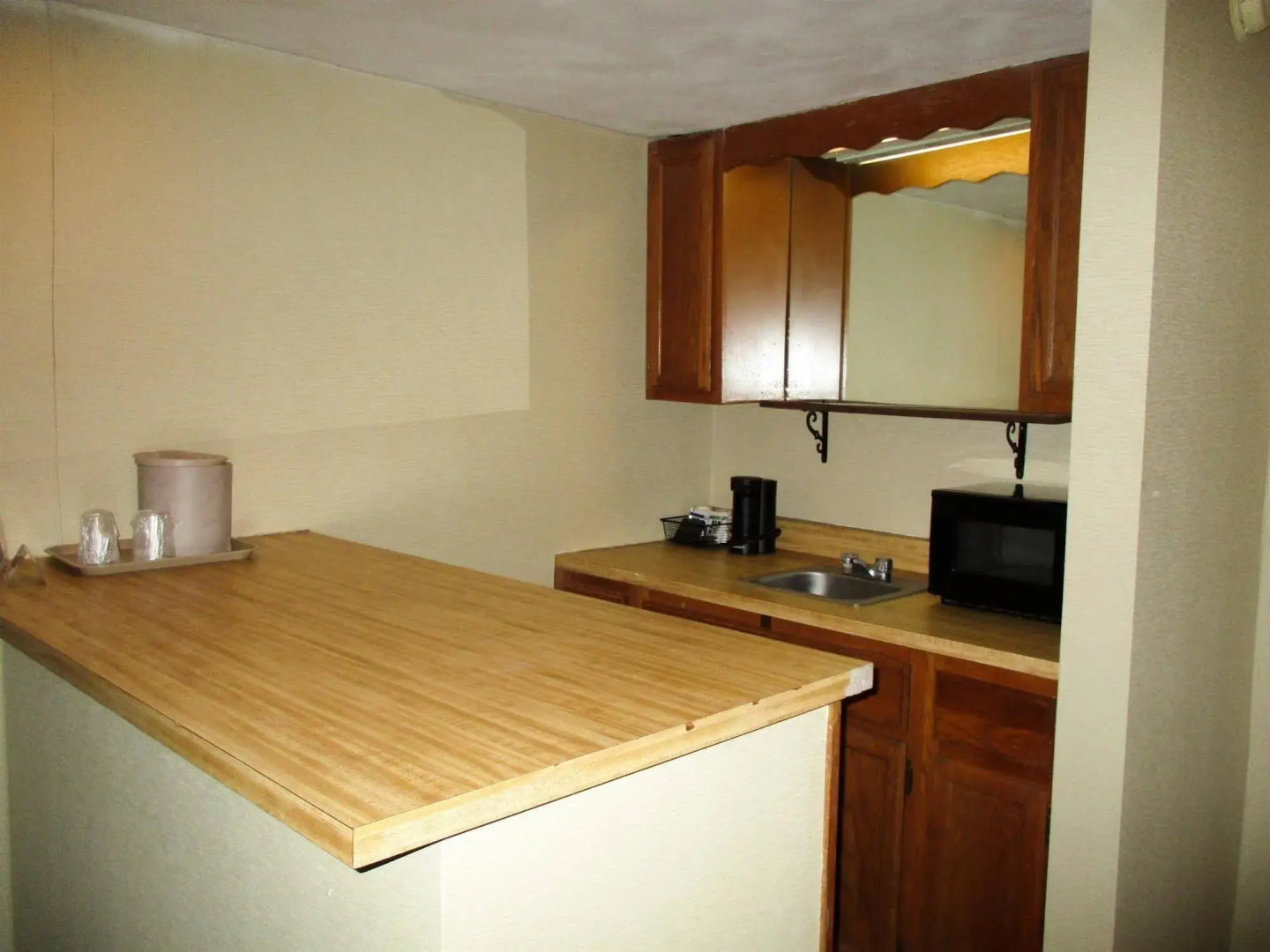 Motel 6 Oriskany, NY