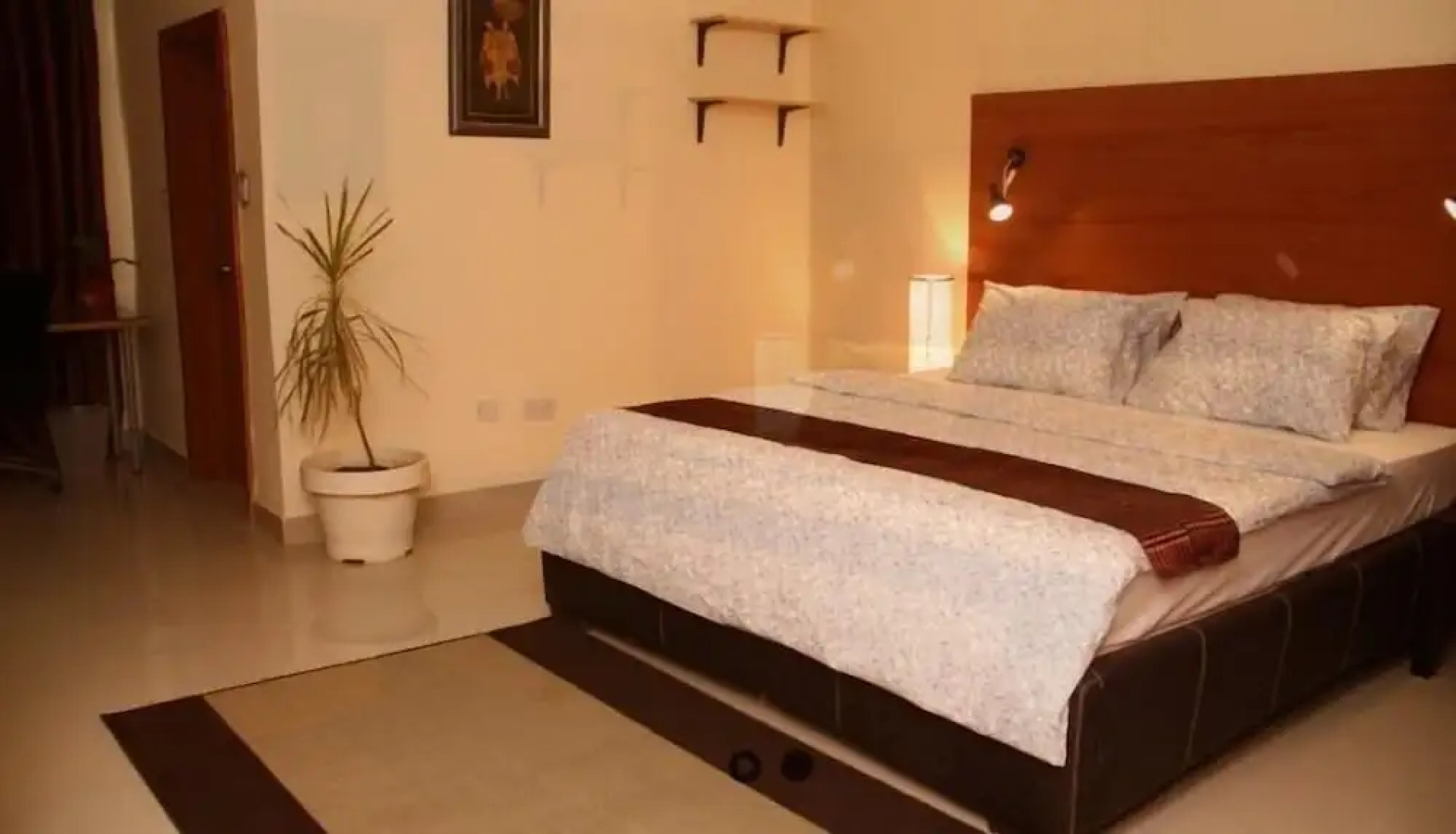 The Carlton Gate Hotel