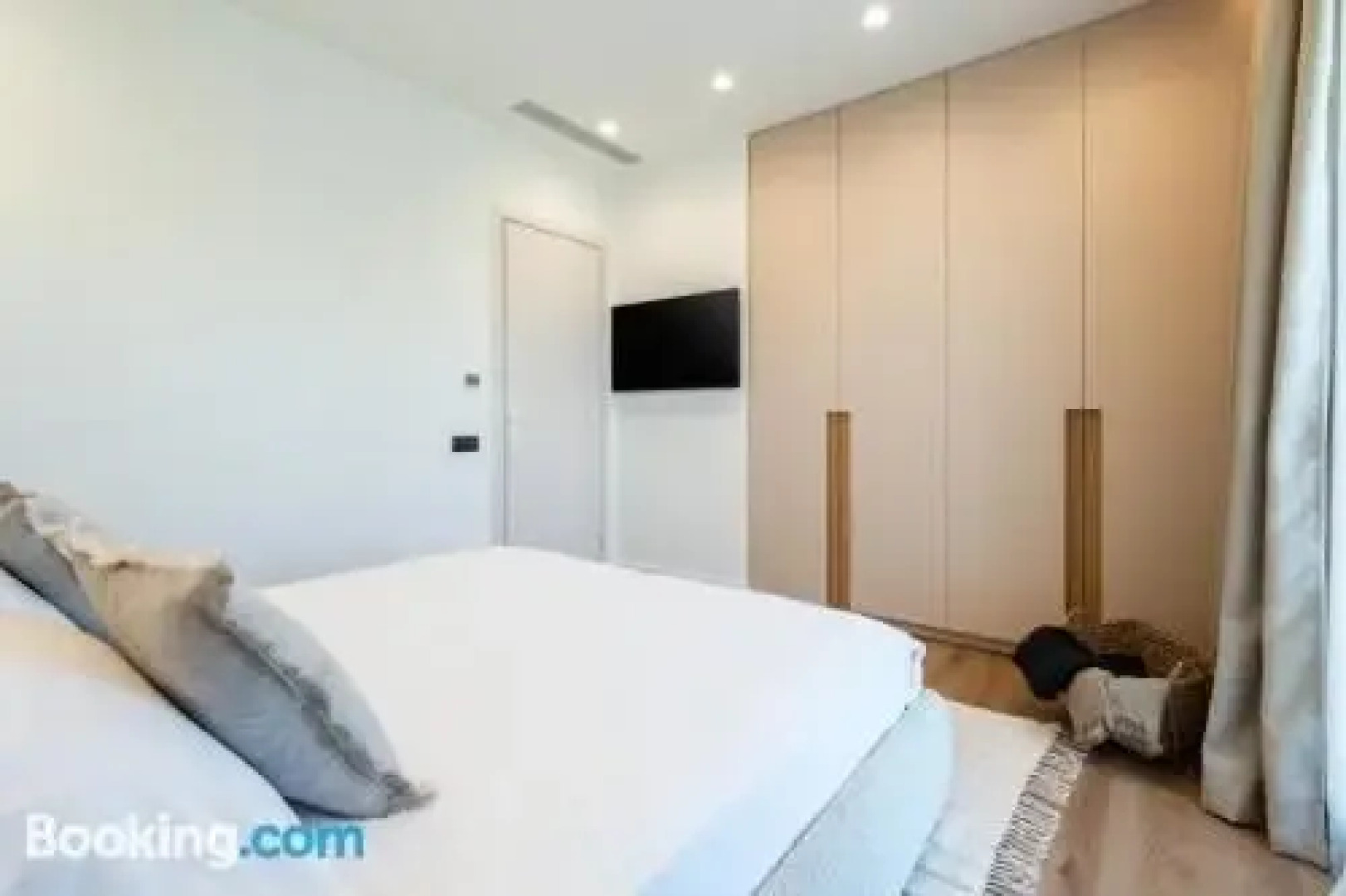 Lovely 1-Bedroom 2 minutes from Beach