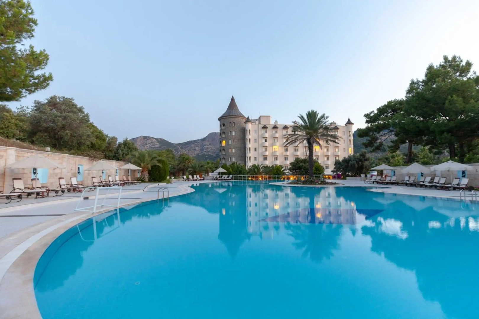 Отель XL Hotels