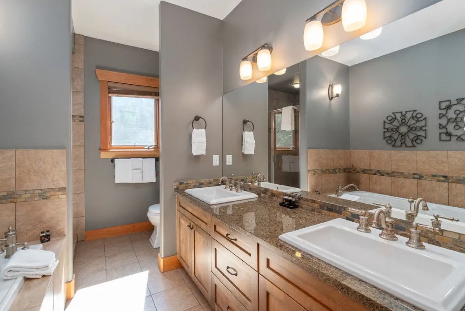 Carmel Beach Private Lodges